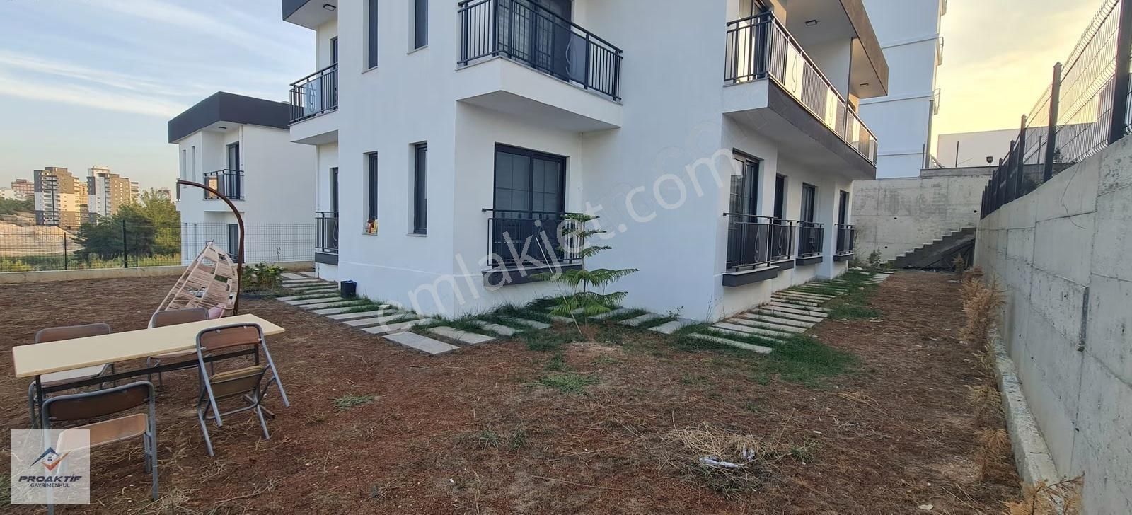 Yatay Mimari Full Eşyalı Satılık 1+1 Site İçi Yatırımlık - Görsel 19