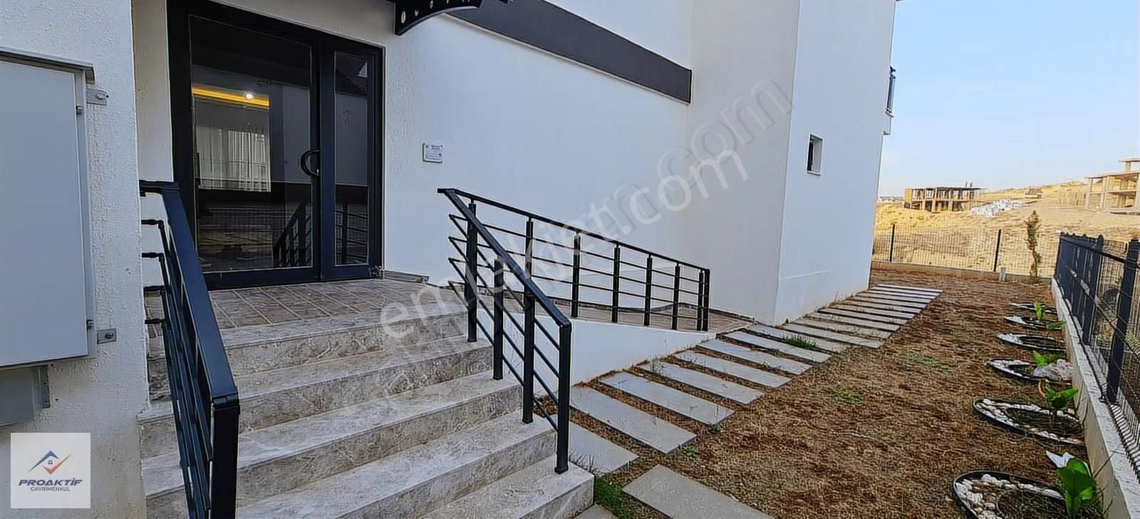 Yatay Mimari Full Eşyalı Satılık 1+1 Site İçi Yatırımlık - Görsel 12