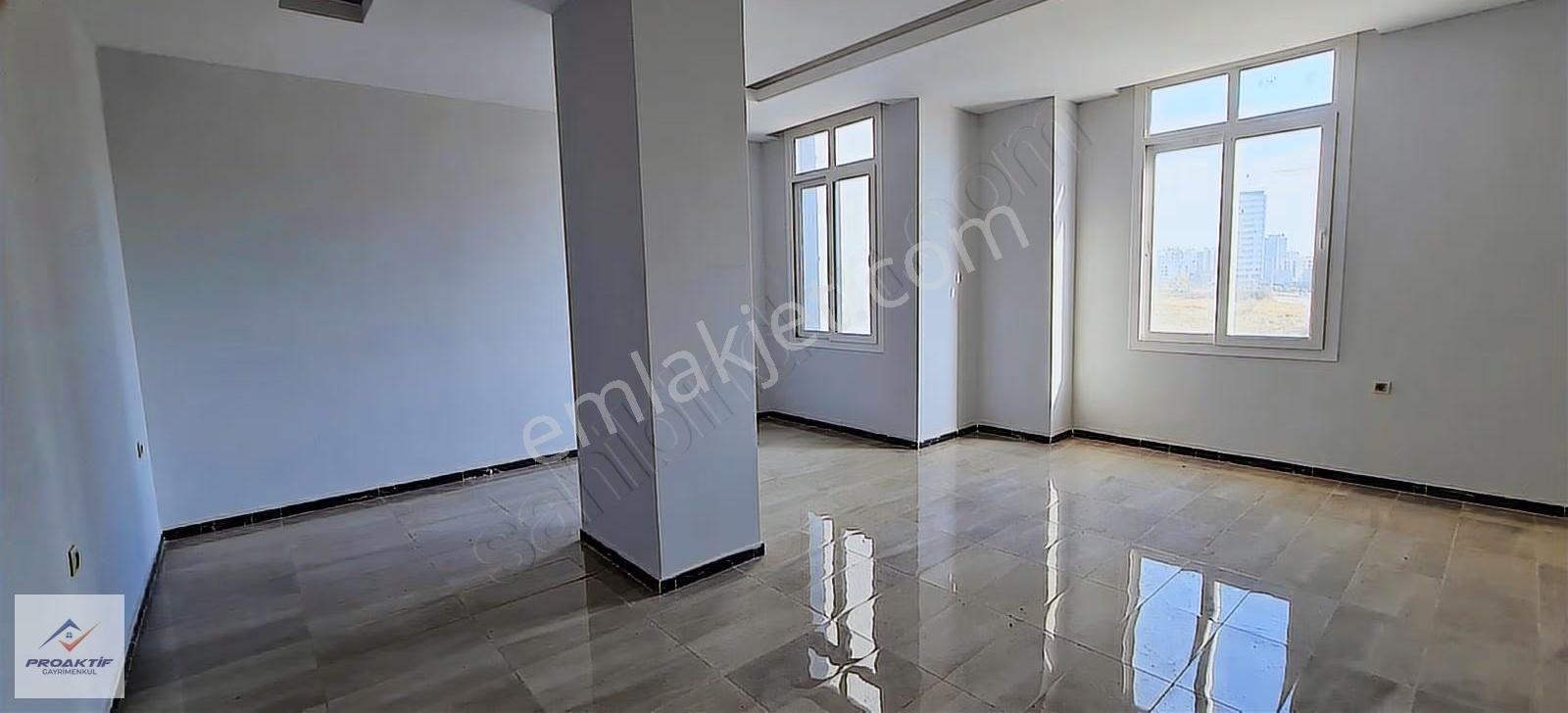 Merkez Plazada Proaktif'ten Kiralık Geniş Ofis - Görsel 7