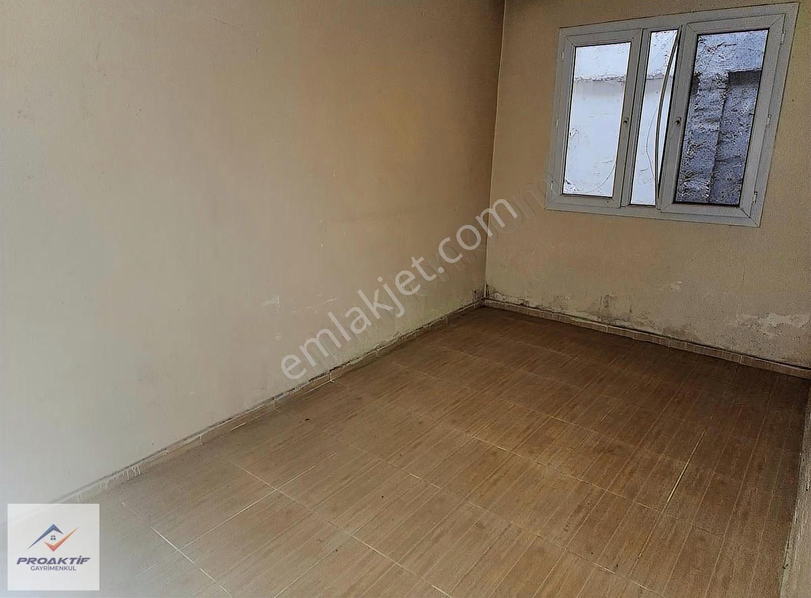 İstikla Mh'de | Temiz Ve Sakin Sokakta | Çarşıya Ykn 2 Katlı 2+1 - Görsel 11