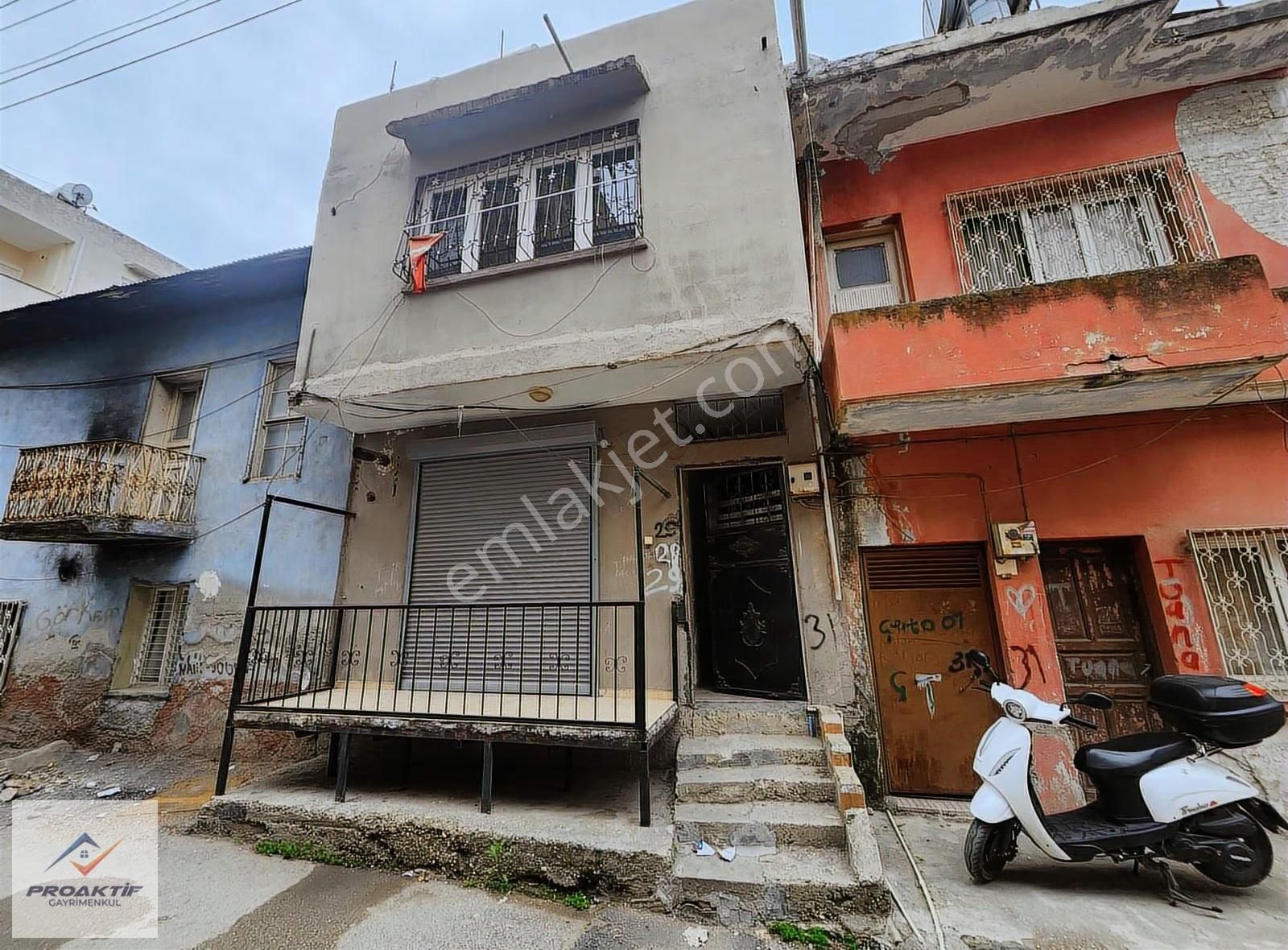 İstikla Mh'de | Temiz Ve Sakin Sokakta | Çarşıya Ykn 2 Katlı 2+1 - Görsel 13