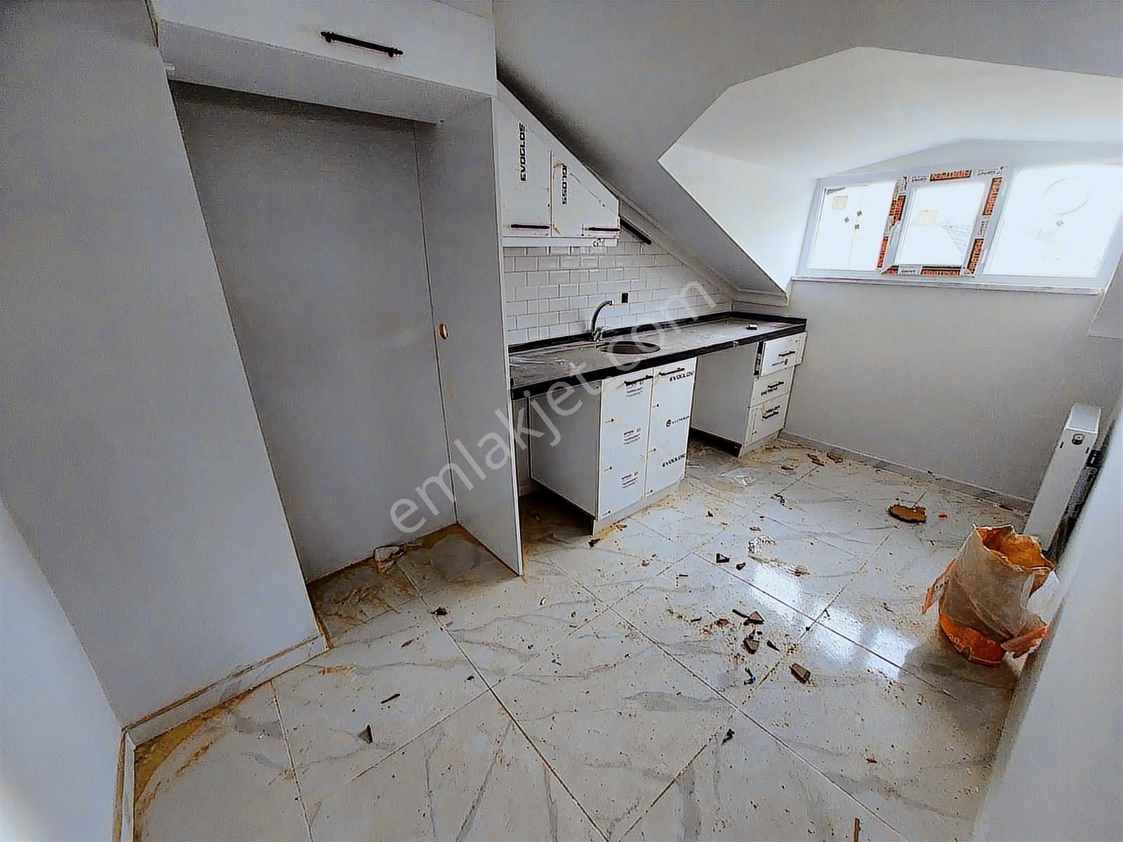 Başakşehir Güvercintepede Satılık 3+2 Düblex Daire - Görsel 15