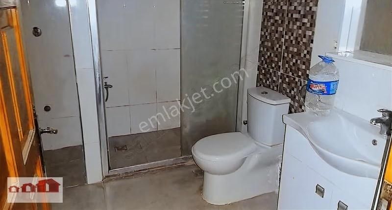 Ülkem Emlaktan Şirinyerde 3+1 135m2. Bakımlı Y.giriş - Görsel 8