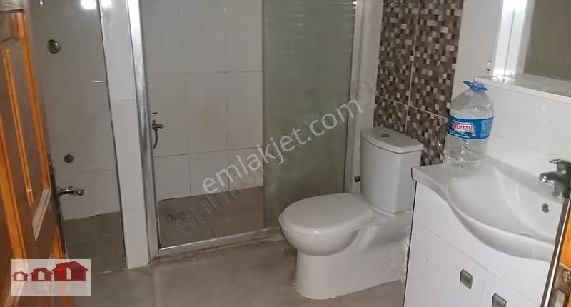 Ülkem Emlaktan Şirinyerde 3+1 135m2. Bakımlı Y.giriş - Görsel 6