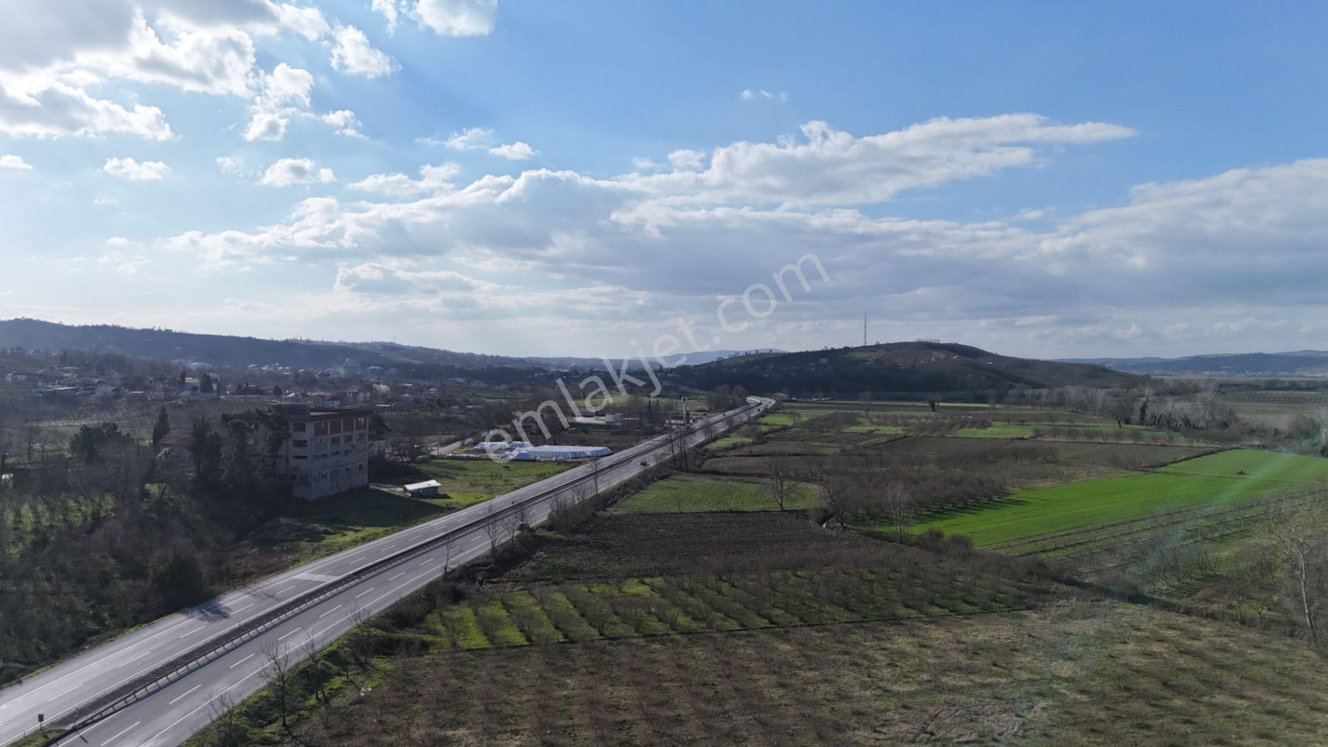 Re/max Mavi'den Limanderede Ana Yola Sıfır Yatırımlık Fındıklık - Görsel 11