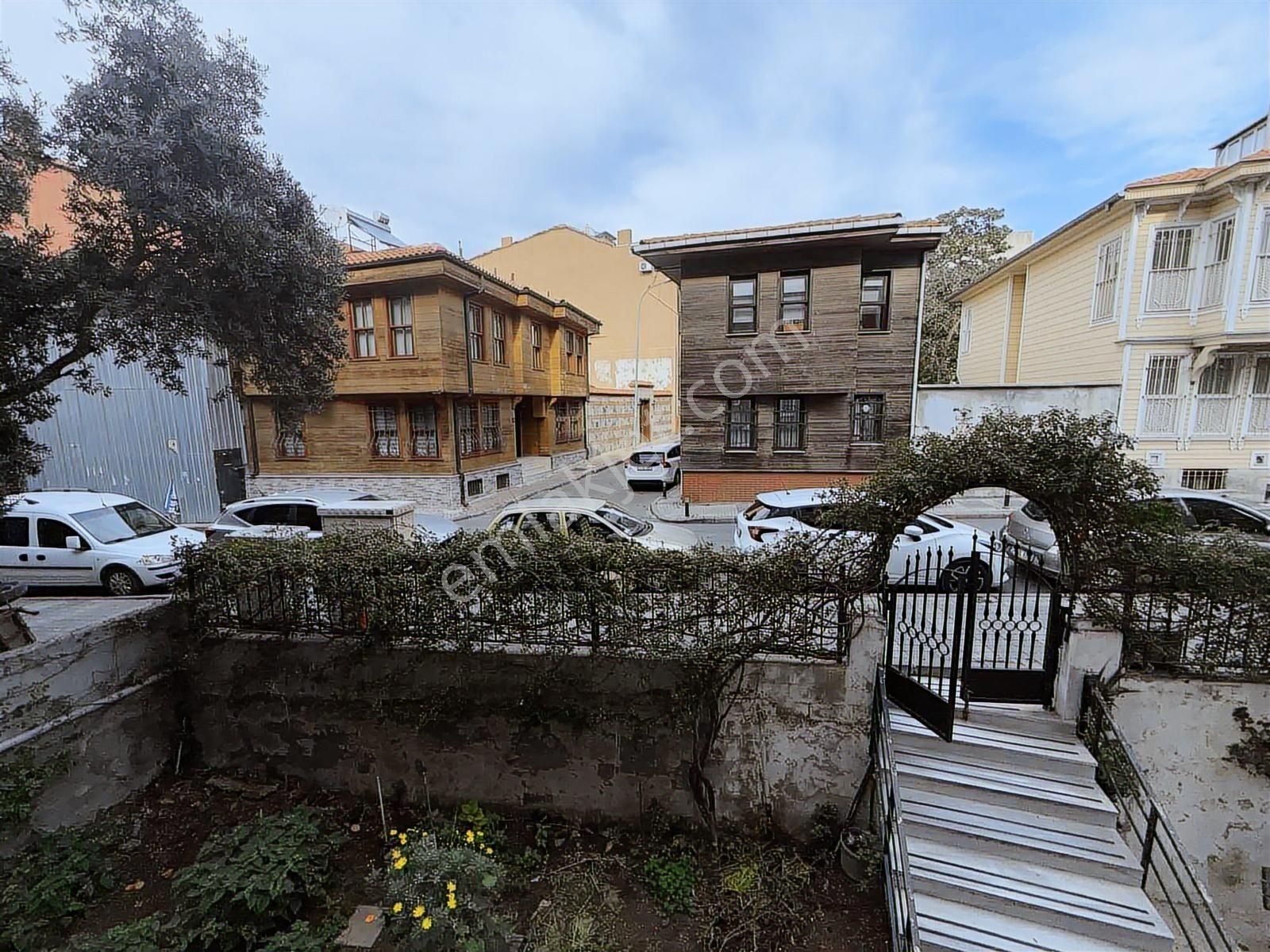 Nobelden Tarihi Dokuya Komşu Fırsat 2+1 Daire Zeynep Kamil - Görsel 8