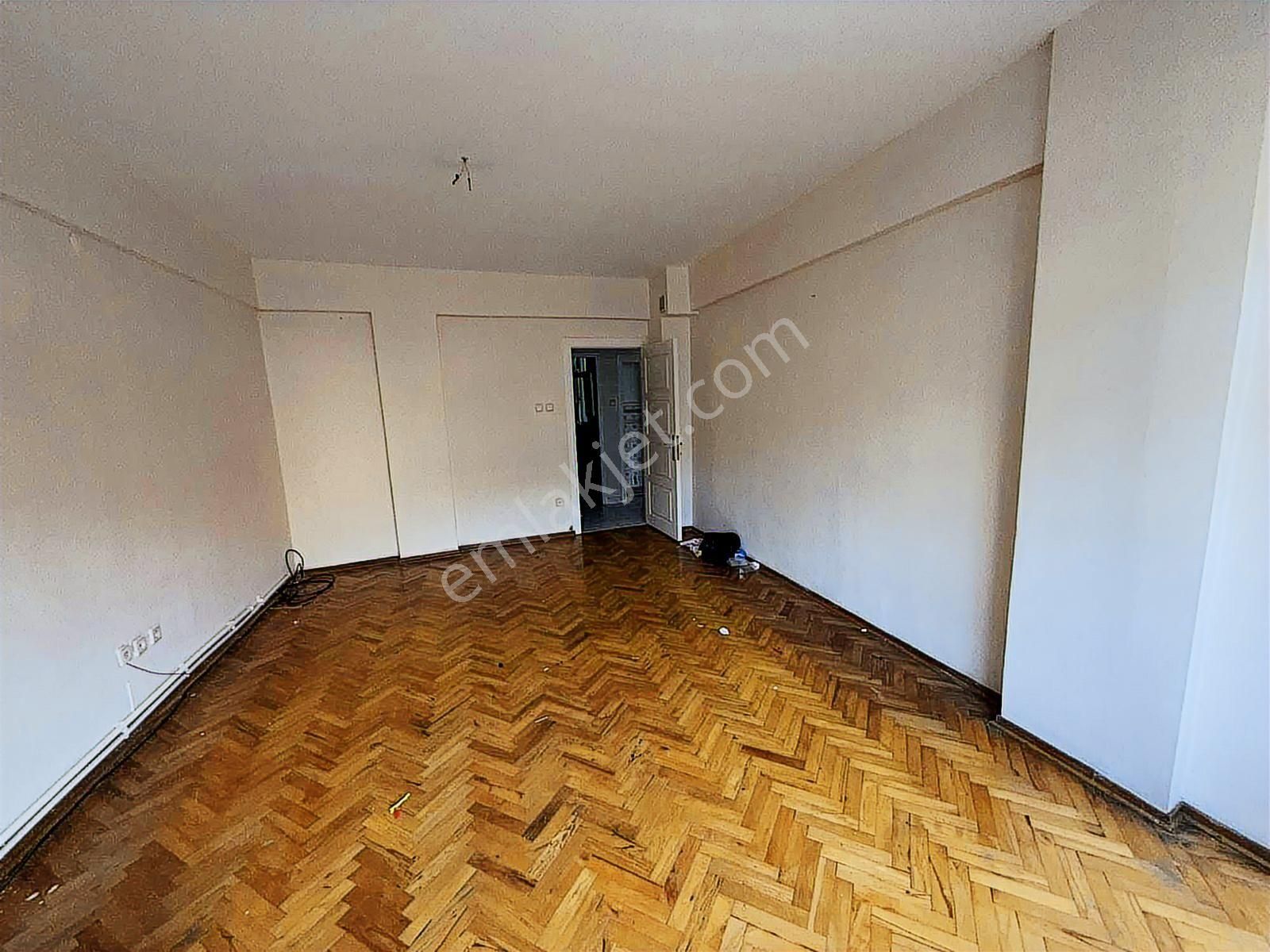 Nobelden Tarihi Dokuya Komşu Fırsat 2+1 Daire Zeynep Kamil - Görsel 5