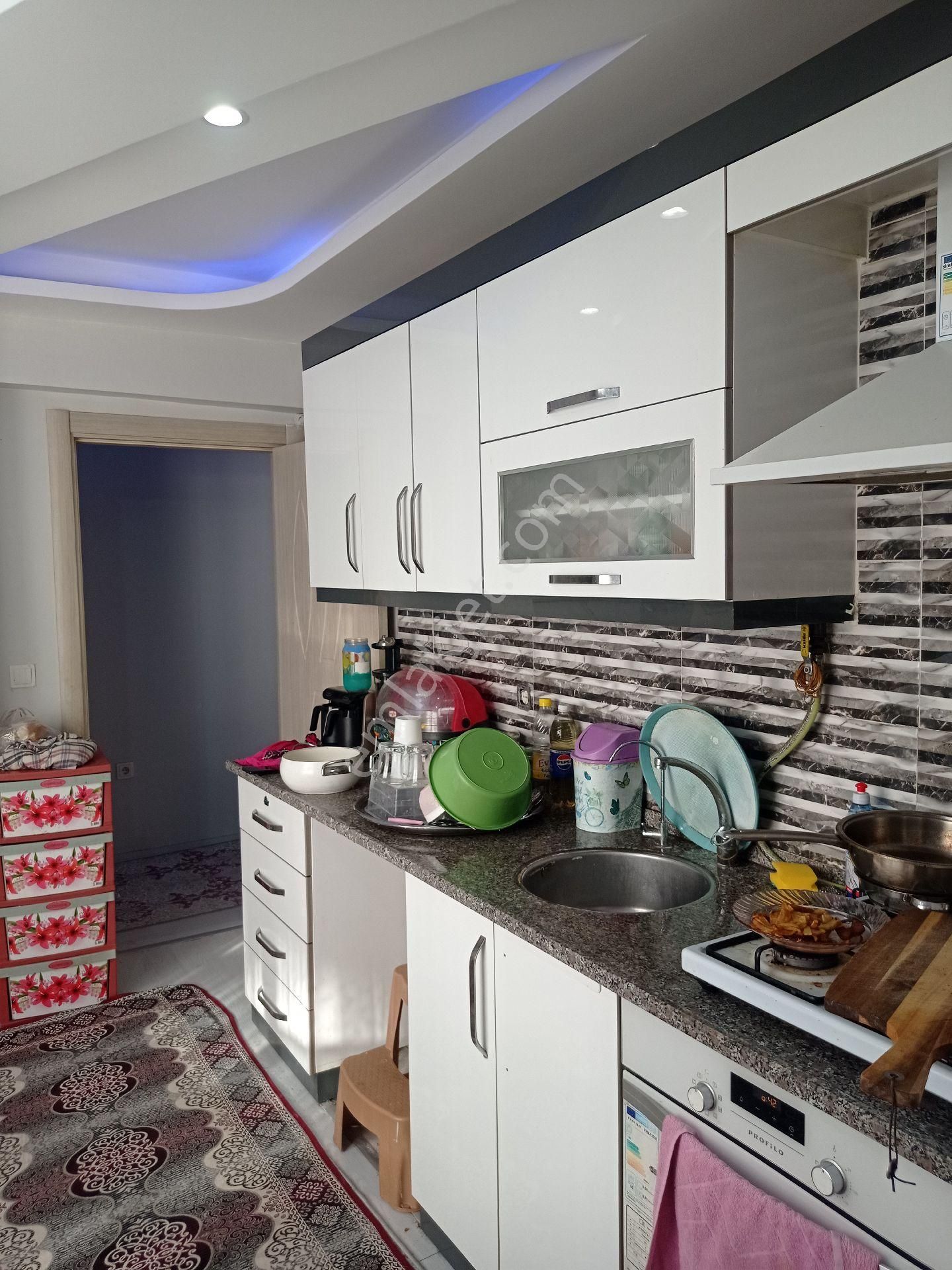 Tam Merkezde Gunboyu Tum Odaları Guneş Alan Köşe 2+1 Daıre - Görsel 2