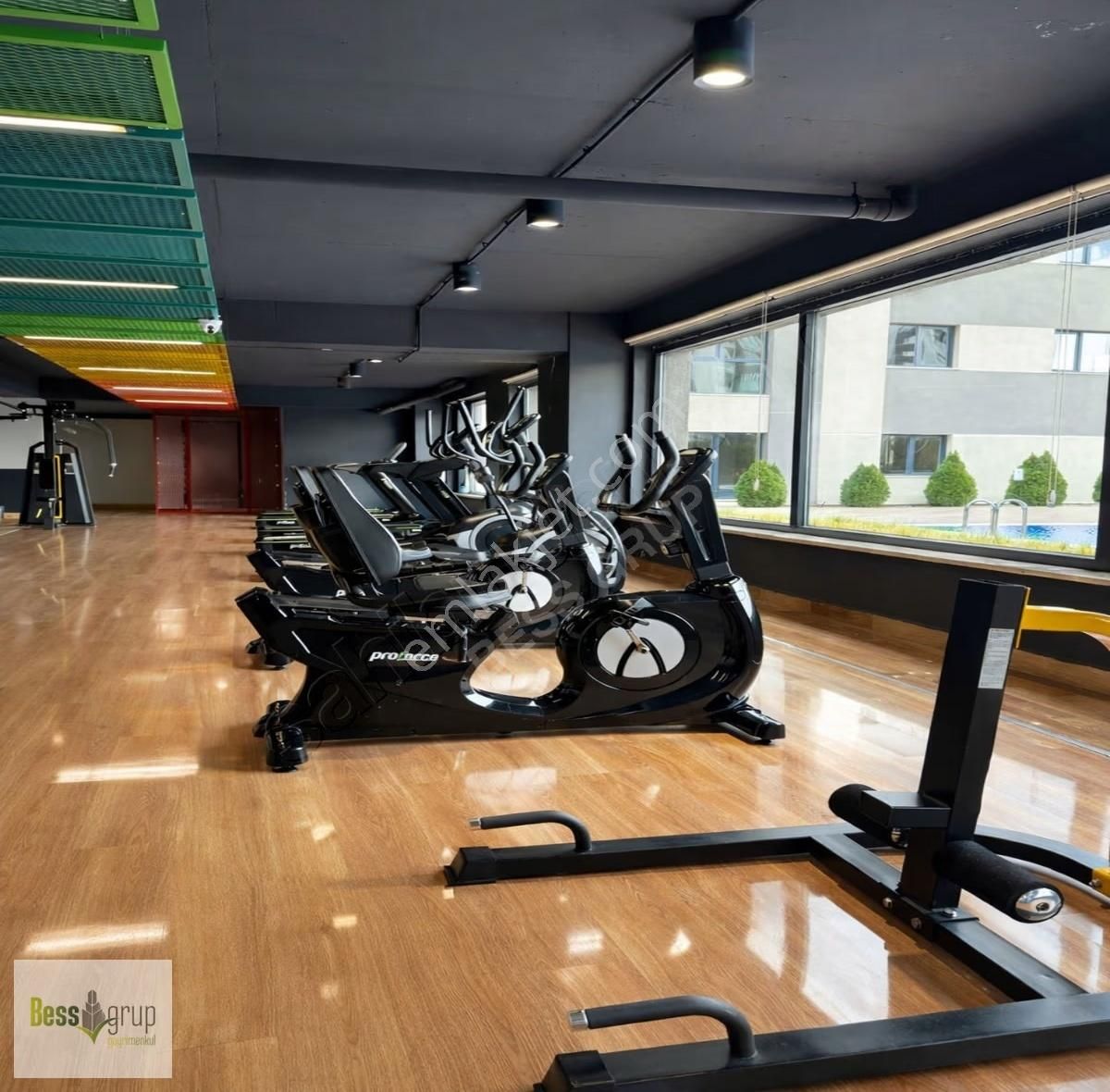 Beylikdüzünde Havuzlu Site İçerisinde Eşyalı Kiralık 2+1 Daire - Görsel 2