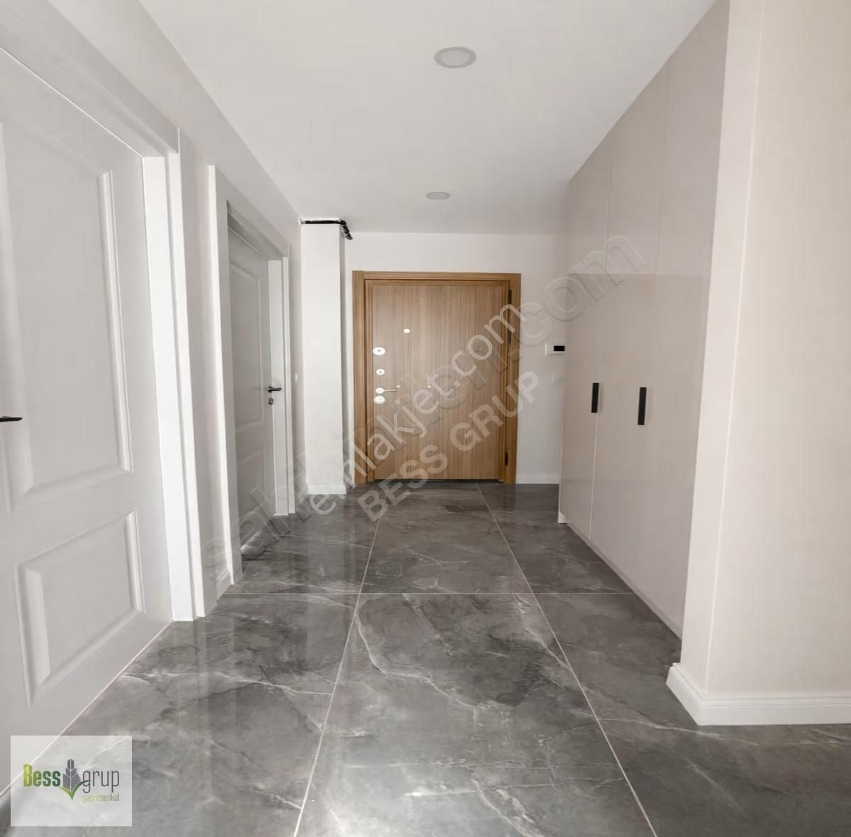 Beylikdüzünde Aydınlık Konforlu Ferah 2+1 Ara Kat Daire.. - Görsel 2