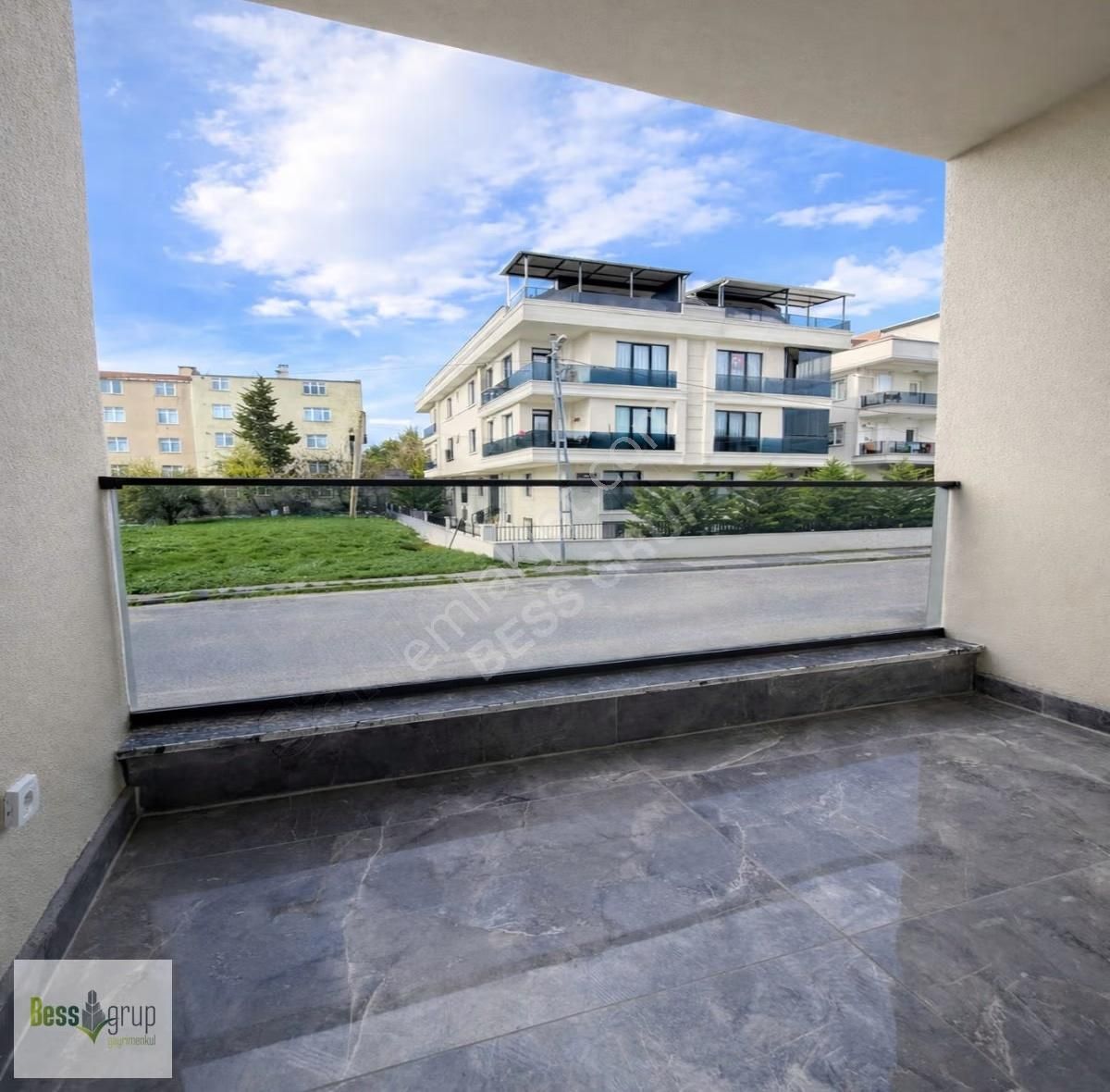 Beylikdüzünde Aydınlık Konforlu Ferah 2+1 Ara Kat Daire.. - Görsel 16