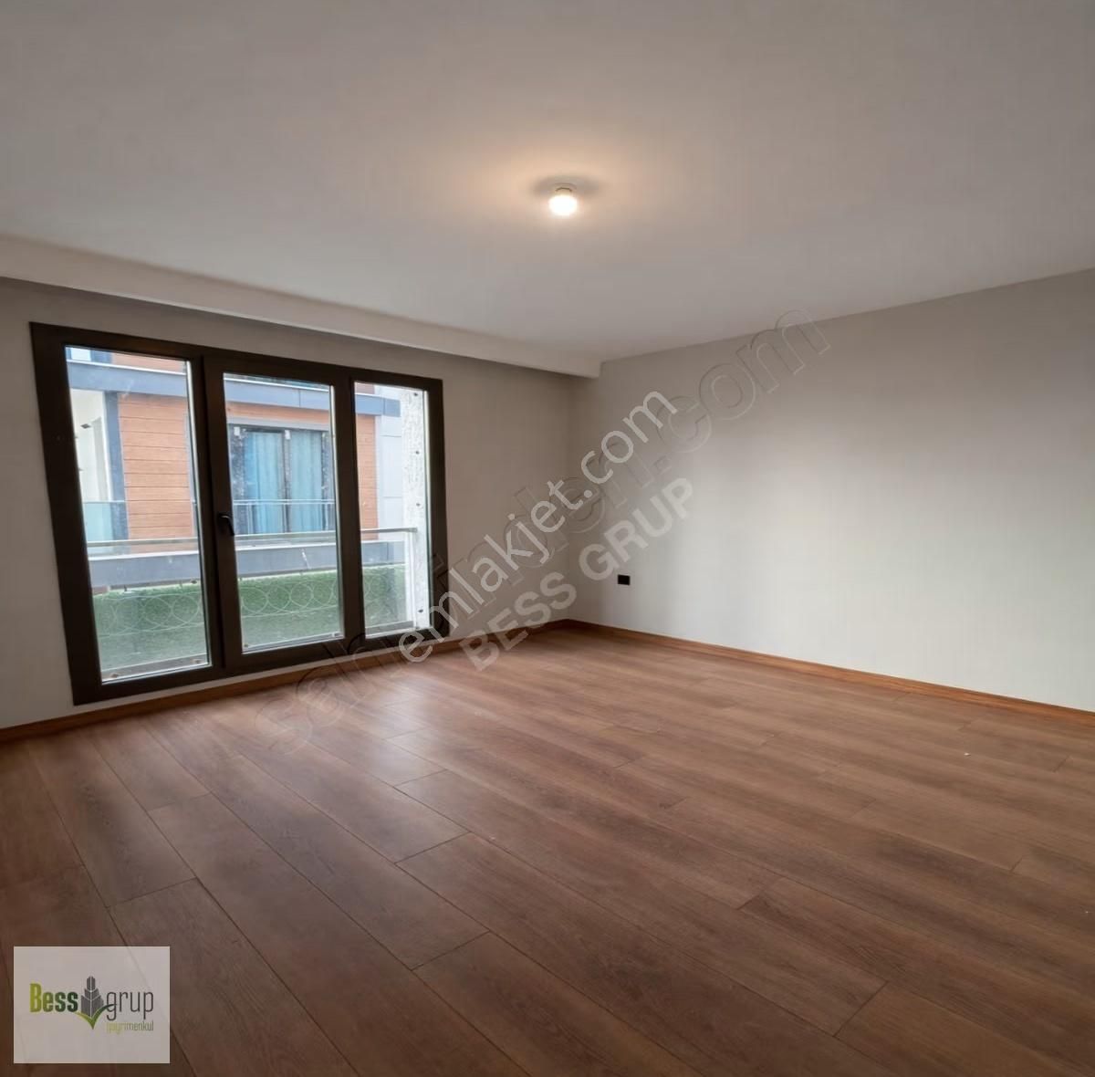 Beylikdüzü Bess Grup'tan Site İçerisinde 3+1 Ara Kat Daire - Görsel 13