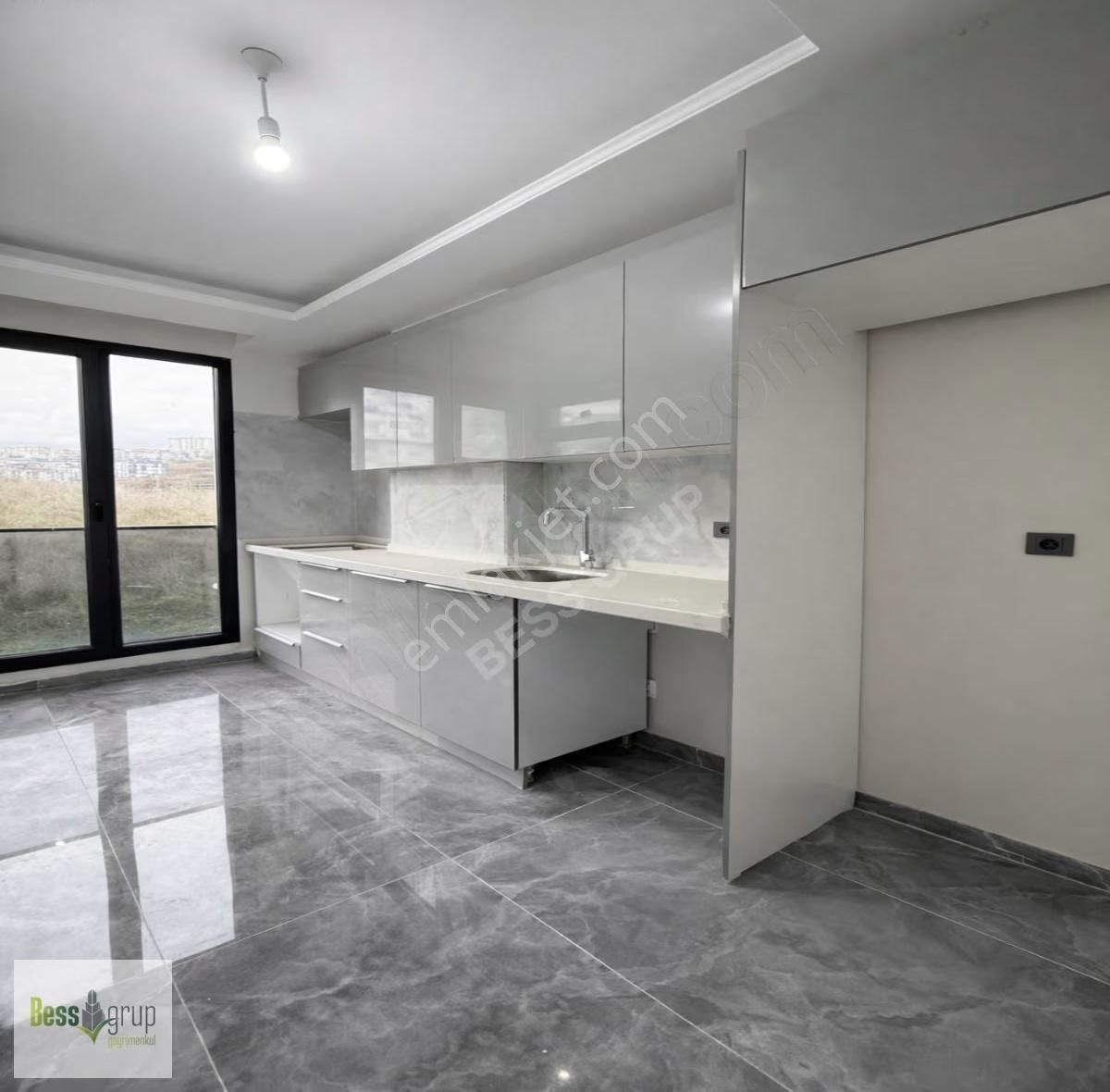 Beylikdüzü Yaşam Vadisi Manzaralı Sıfır 2+1 Ara Kat Daire.. - Görsel 10