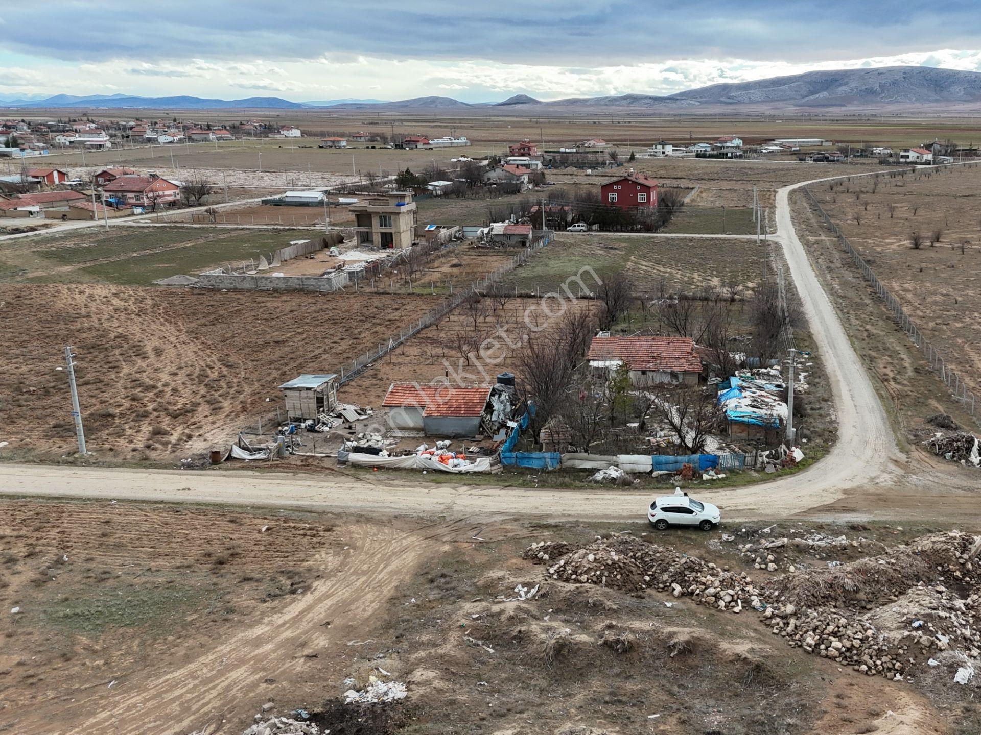 İşyapar Gayrimenkulden Şebeke Suyu Ve Elektiriği Bulunan Bahçe - Görsel 39