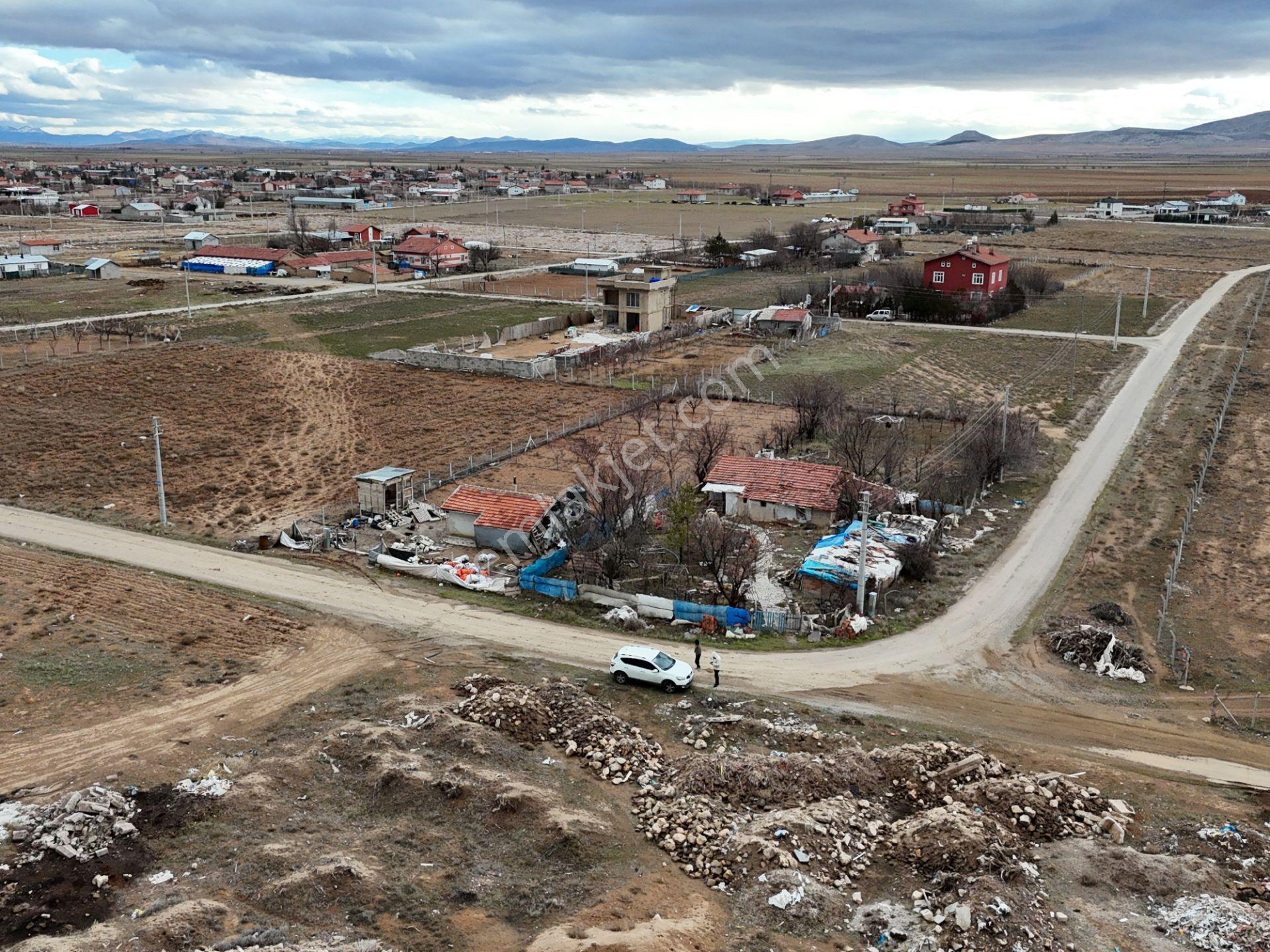 İşyapar Gayrimenkulden Şebeke Suyu Ve Elektiriği Bulunan Bahçe - Görsel 34