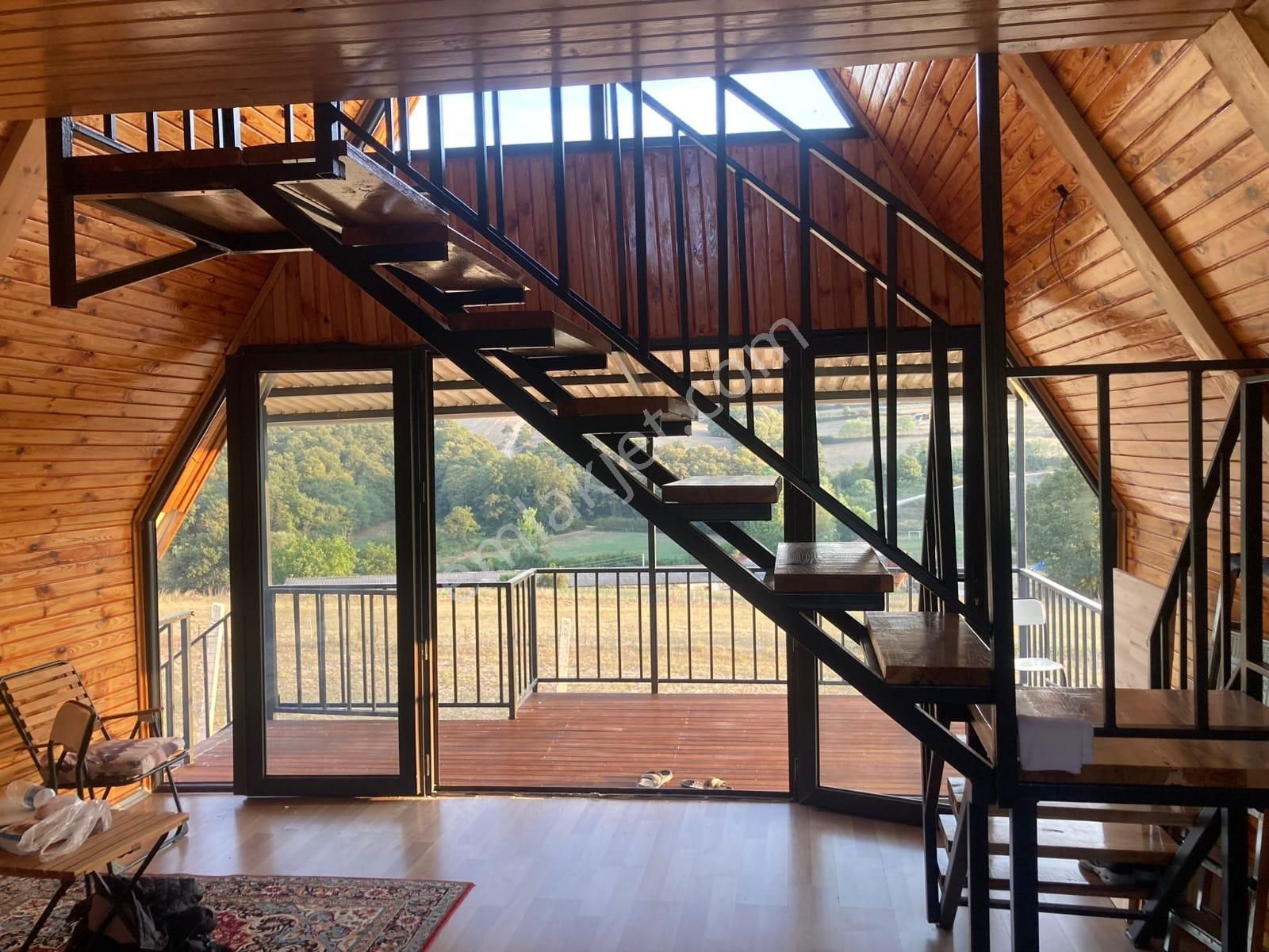 Adapazarı Salmanlı Mah. Göl Ve Orman Manzaralı Bungalov Ev