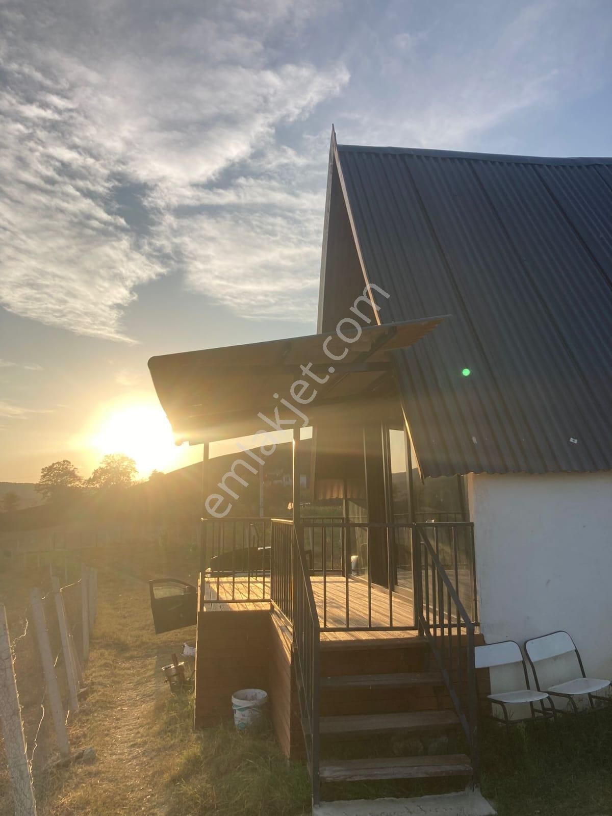 Adapazarı Salmanlı Mah. Göl Ve Orman Manzaralı Bungalov Ev - Görsel 3