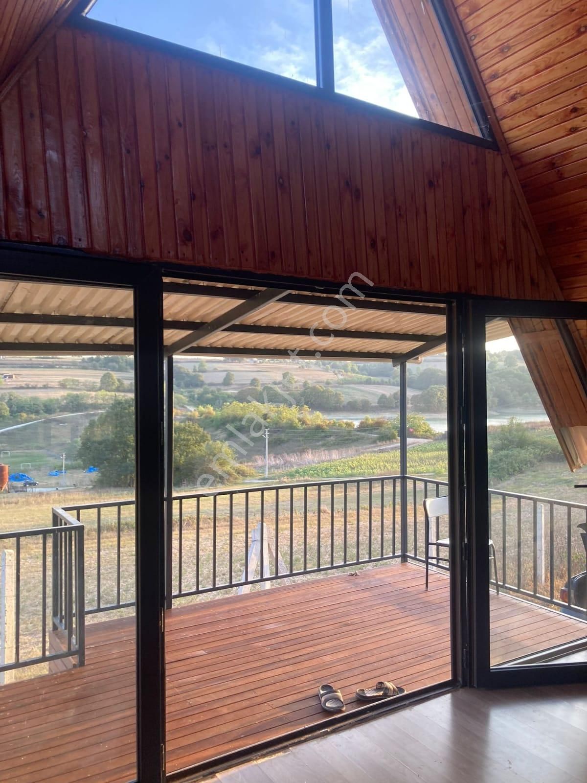 Adapazarı Salmanlı Mah. Göl Ve Orman Manzaralı Bungalov Ev - Görsel 11