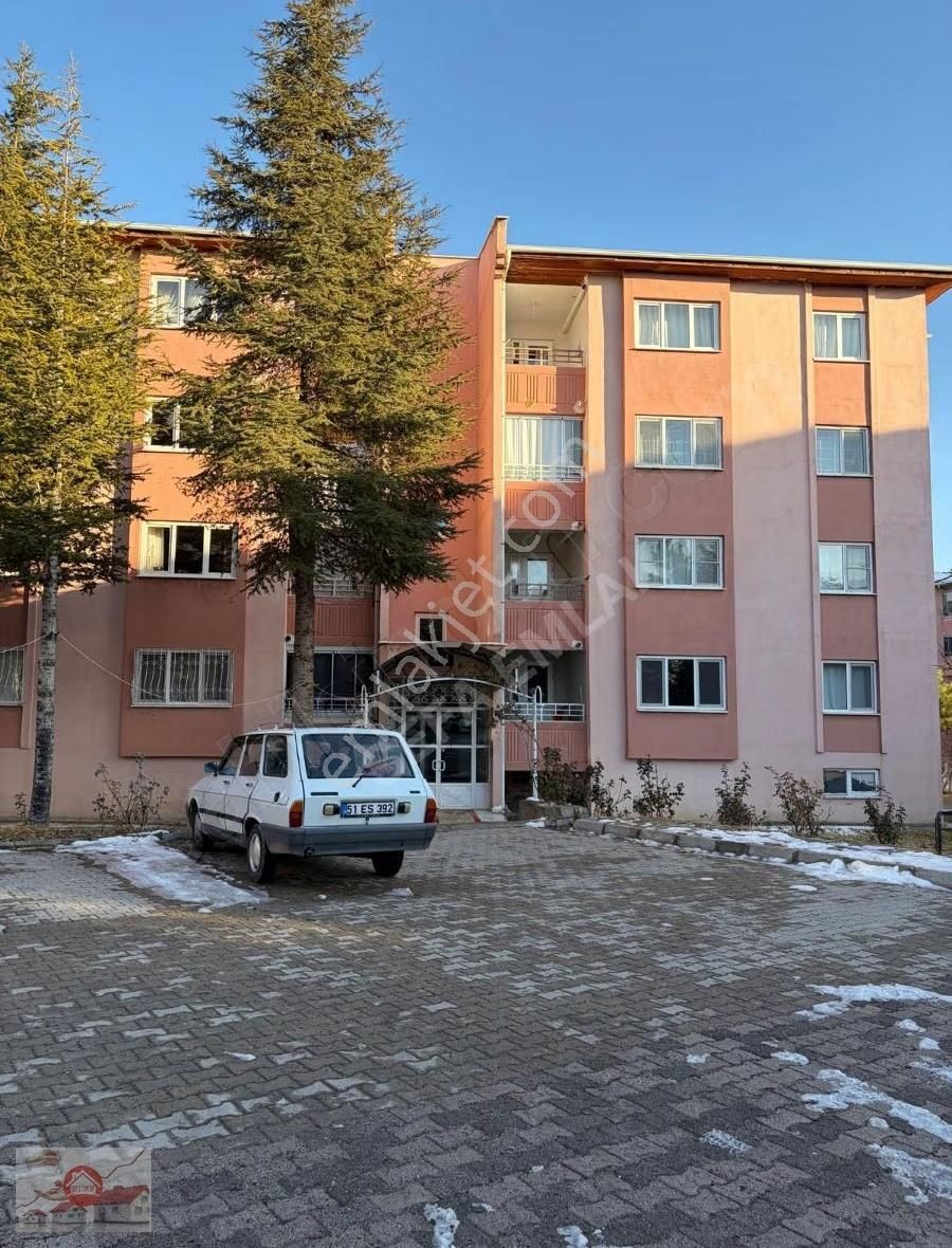 Bor Toki De Satılık 3+1 Daire Site İçerisinde Bireysel Kombili - Görsel 6