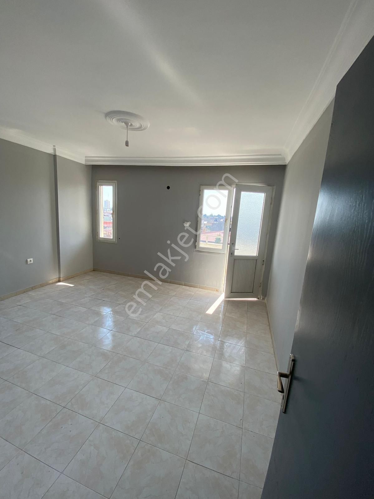 Adana Yüreğir Kozan Yolunda Ptt Evleri Kavşağına Yakın Konumda 3+1 Kiralık Aylık Fırsat Daire - Görsel 13