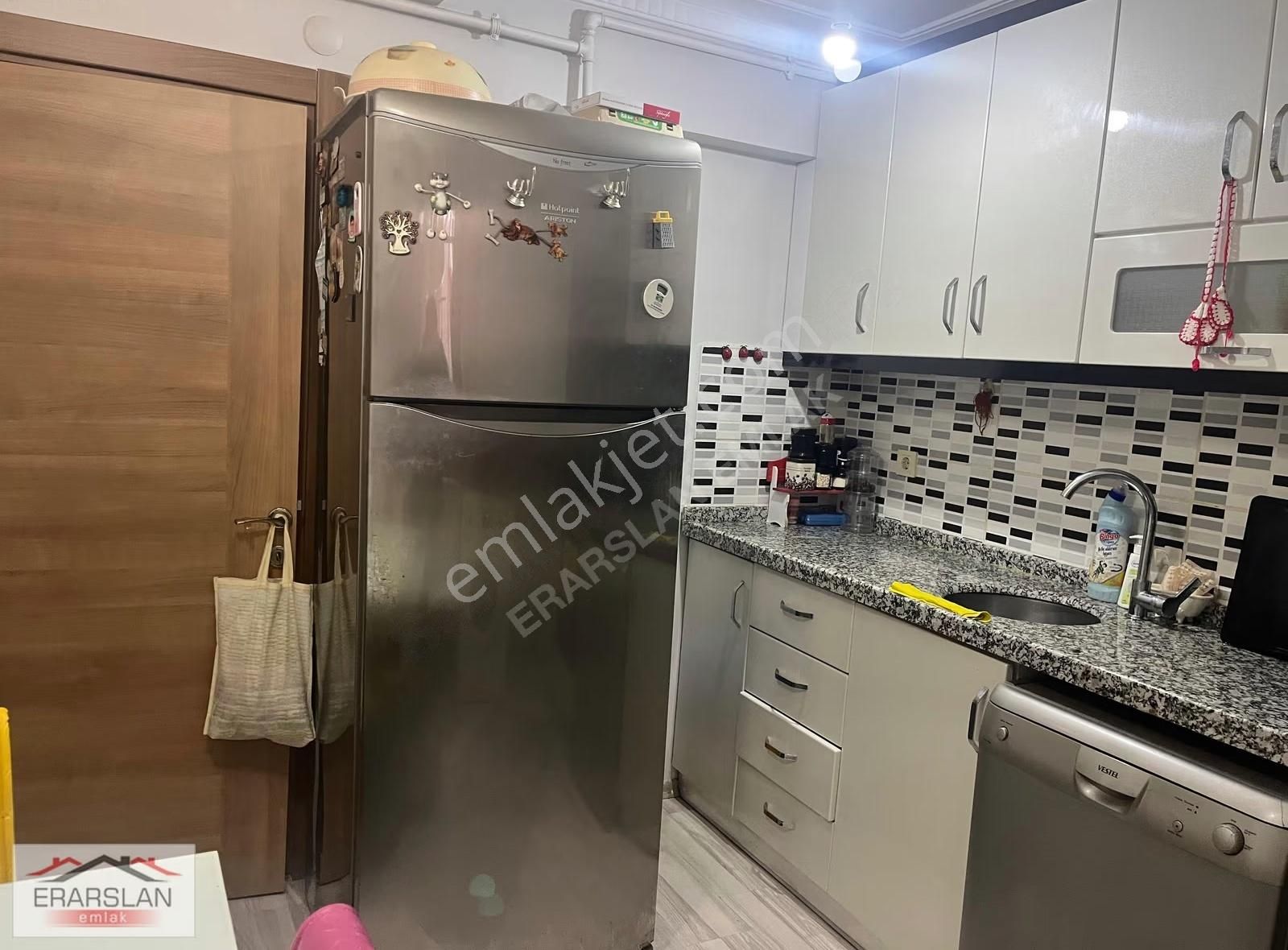 Erarslandan 9 Yıllık Balkonlu Ayrı Mutfaklı 2+1daire 65m2 Kombil - Görsel 11