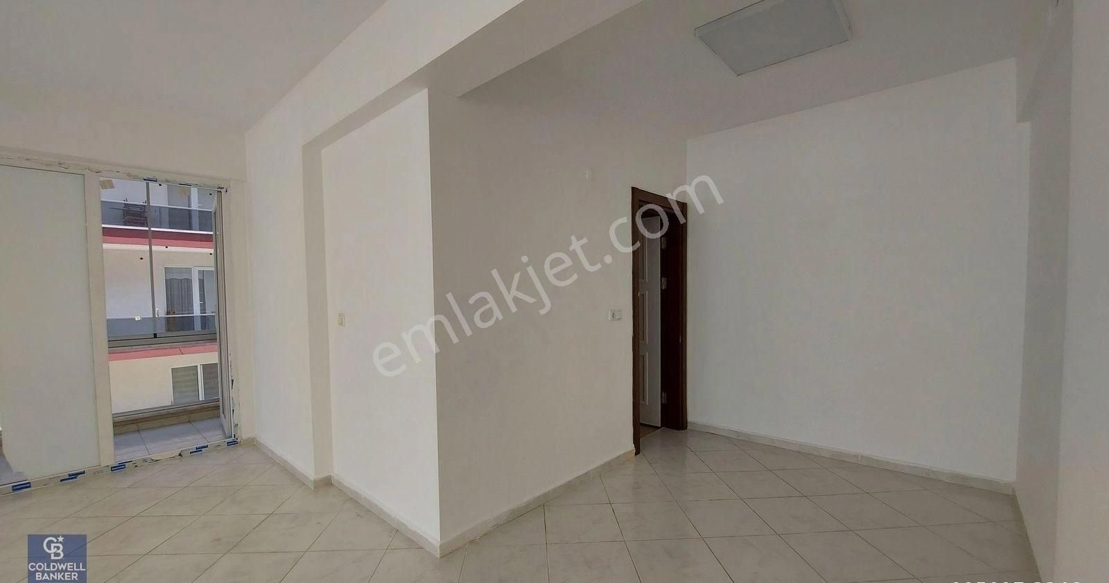 Başiskele Satılık Cadde Üstü Ön Cephe Satılık Dükkan - Görsel 6