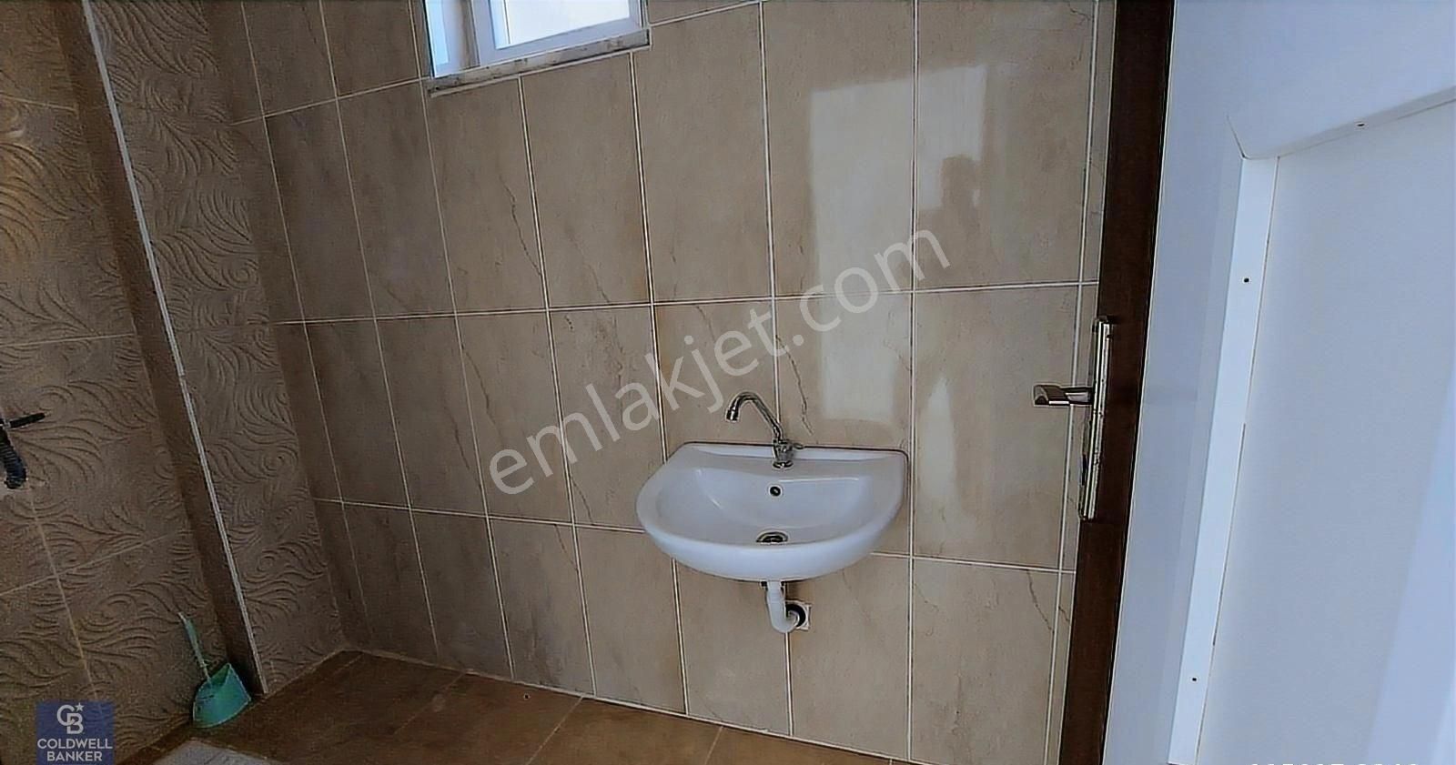 Başiskele Satılık Cadde Üstü Ön Cephe Satılık Dükkan - Görsel 5