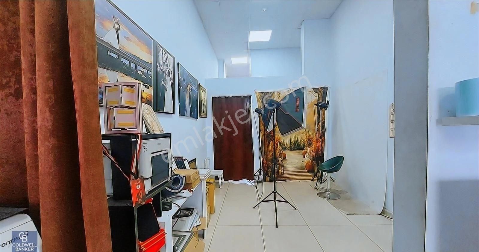 Körfezin Kalbinde Yatırım Fırsatı Merkezi Konum Satılık Dükkan - Görsel 3