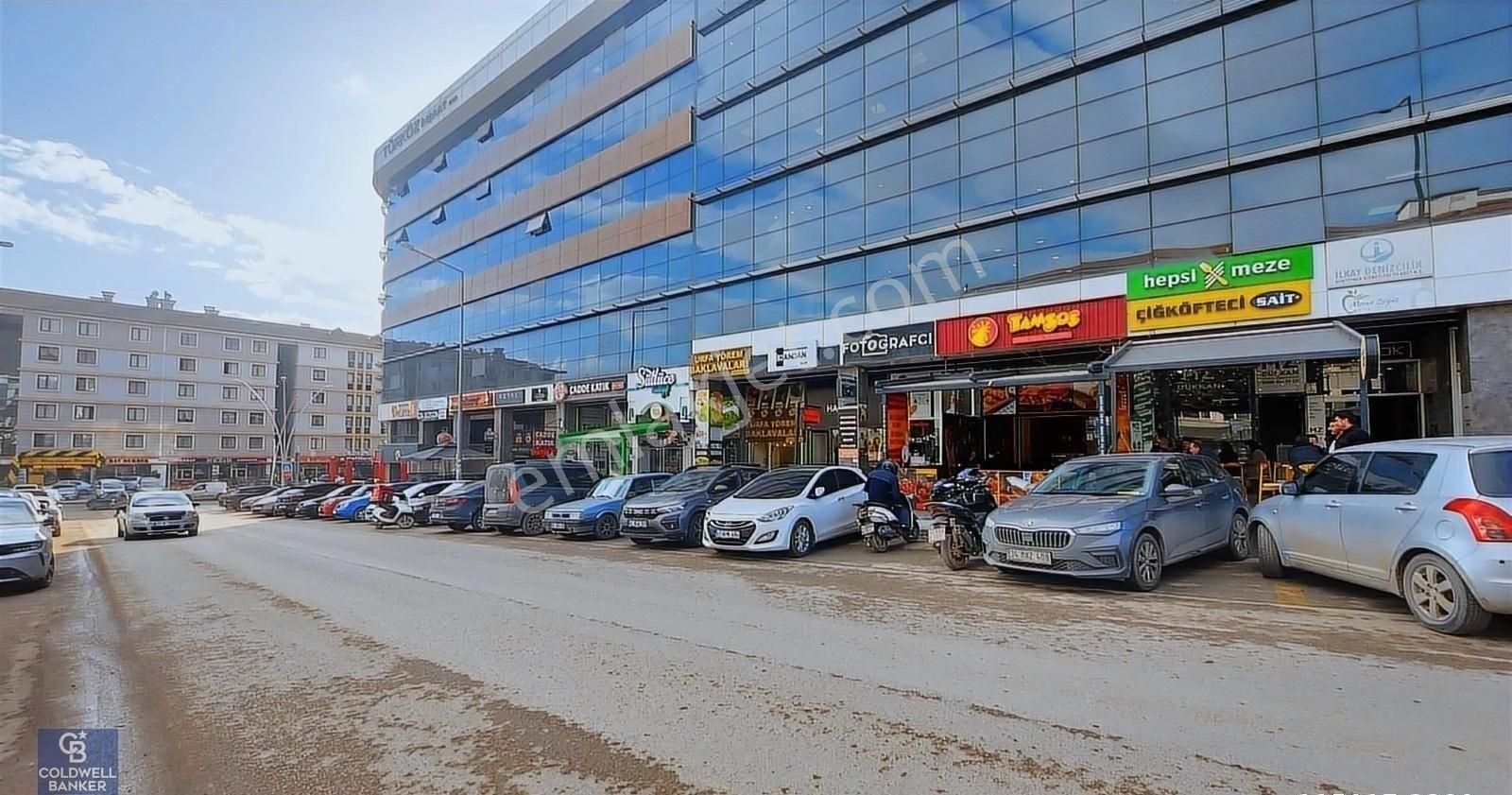 Körfezin Kalbinde Yatırım Fırsatı Merkezi Konum Satılık Dükkan - Görsel 5