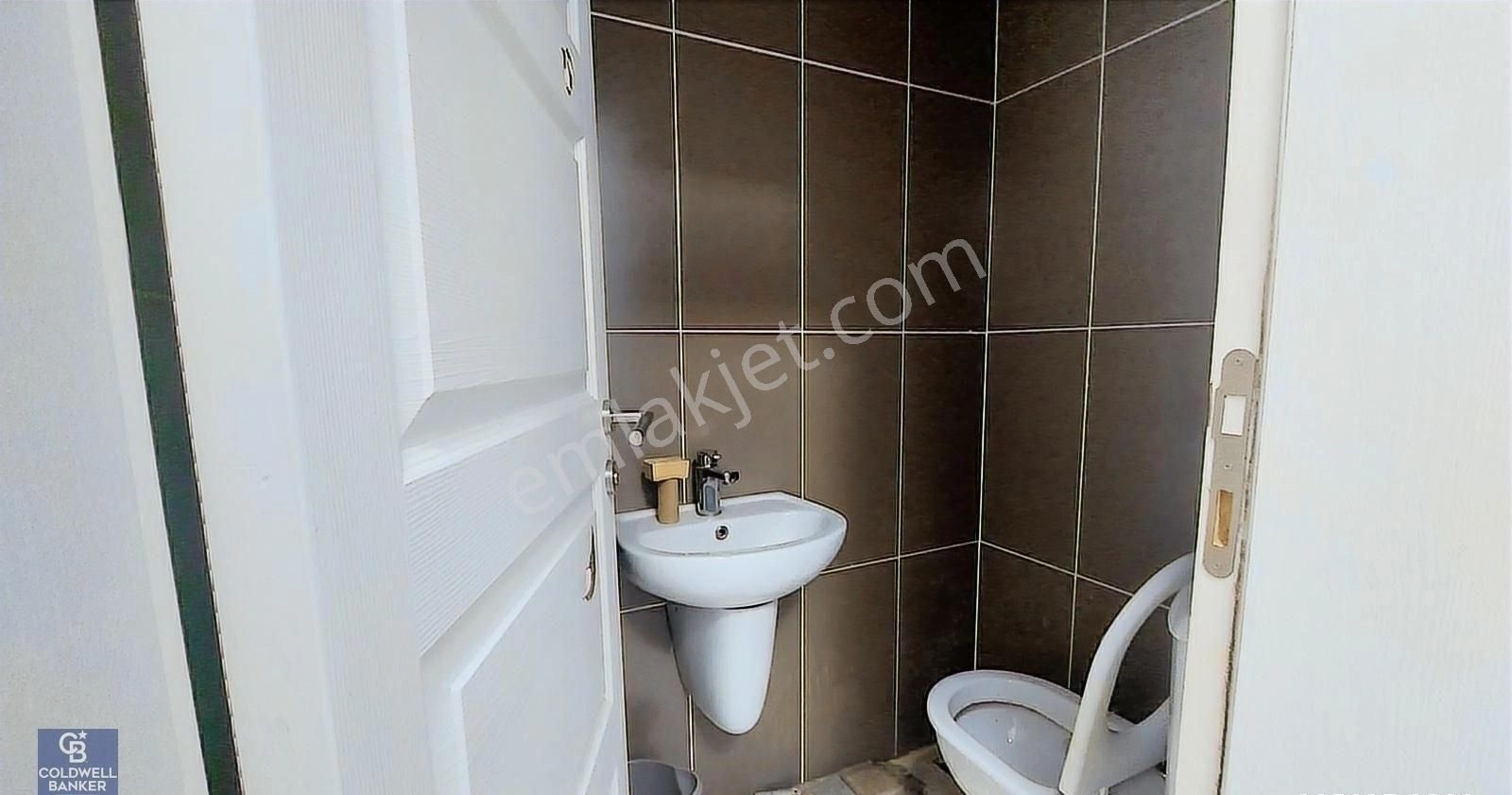 Körfezin Kalbinde Yatırım Fırsatı Merkezi Konum Satılık Dükkan - Görsel 10