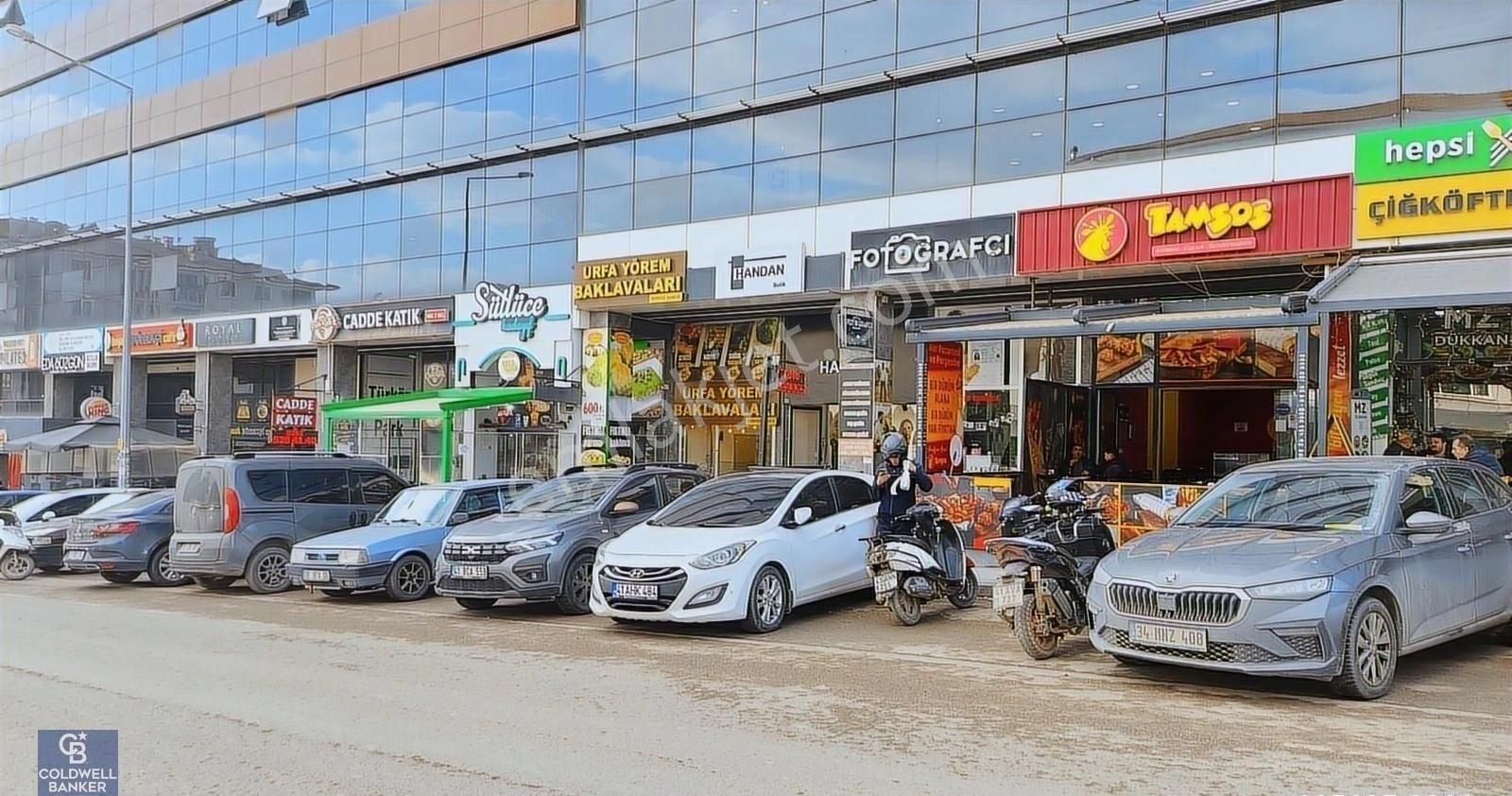 Körfezin Kalbinde Yatırım Fırsatı Merkezi Konum Satılık Dükkan - Görsel 21