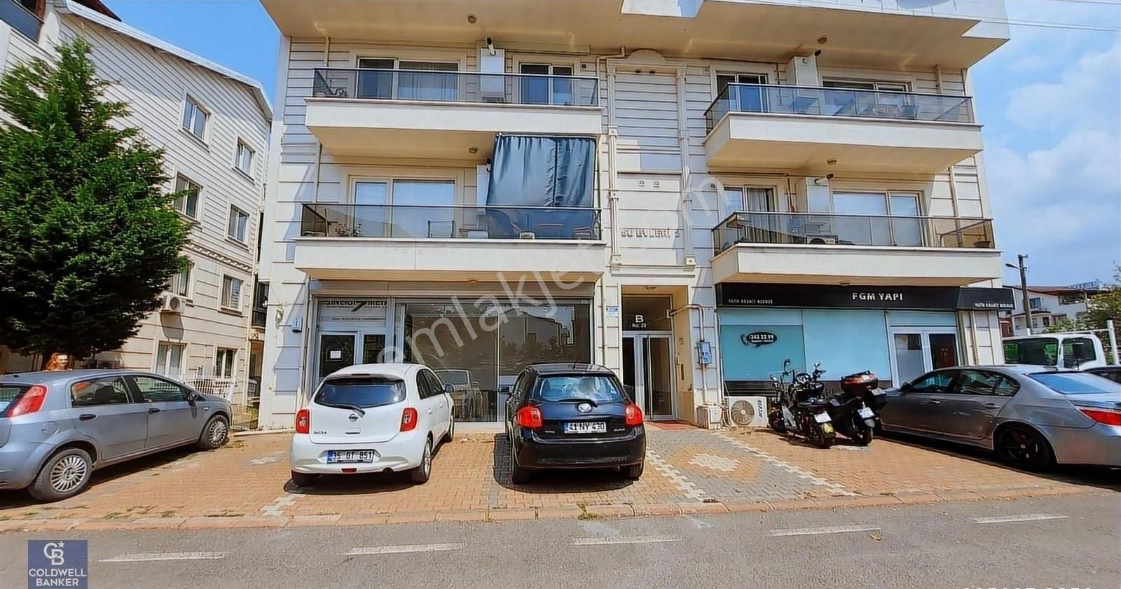 Cb Akademi Başiskele Merkezi Konum İskanlı Satılık Dükkan - Görsel 4