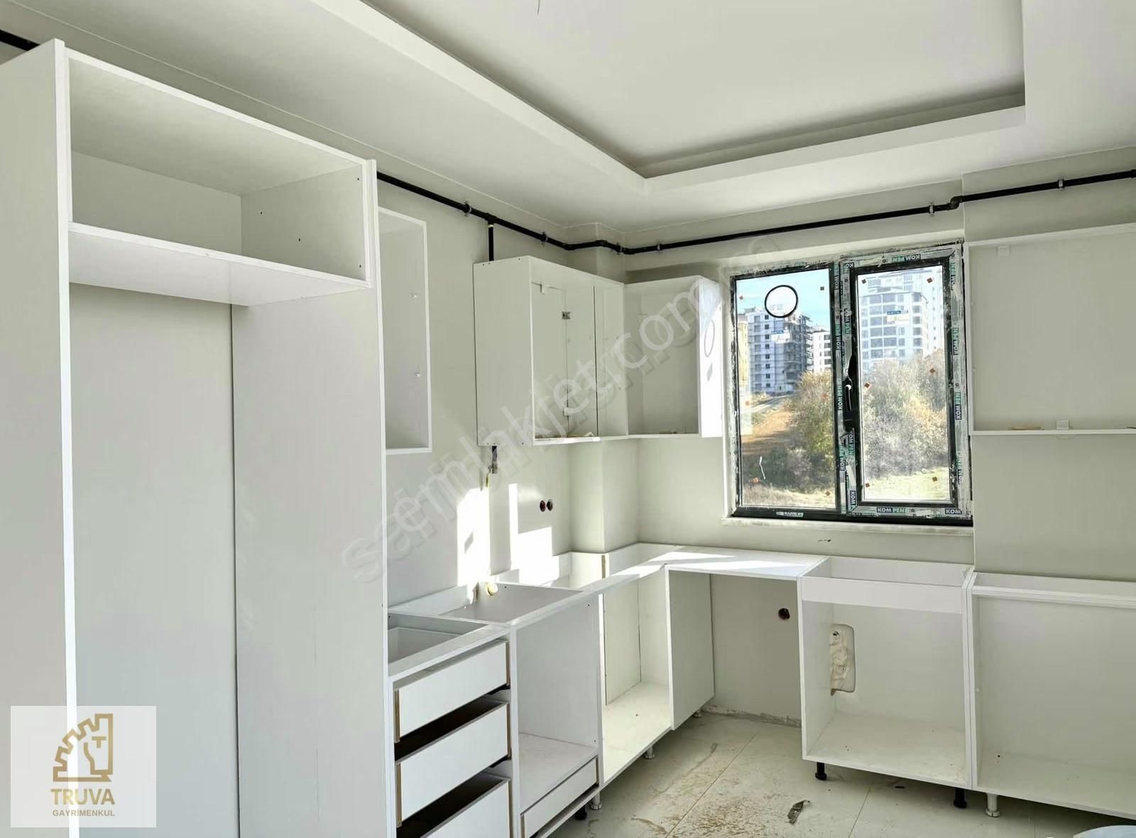 Truva//selim Dağhan'dan Giyinme Odalı 4+1 Fırsat Daire - Görsel 7