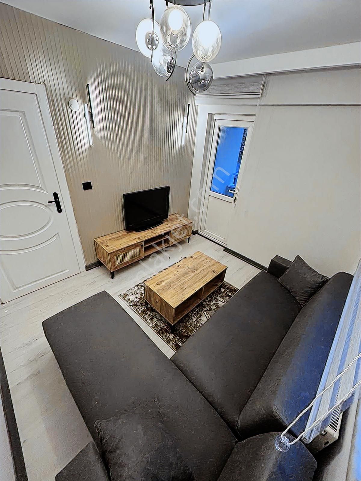 Dumlupınar'da 1+1 Tasarımlı Sıfır Eşyalı Satılık Daire