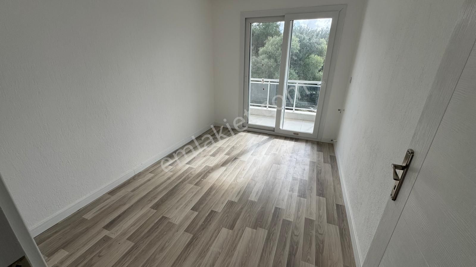 Bodrum Mumcularda Satılık, Doğa Manzaralı 2+1 Ferah Üst Kat Daire - Görsel 11