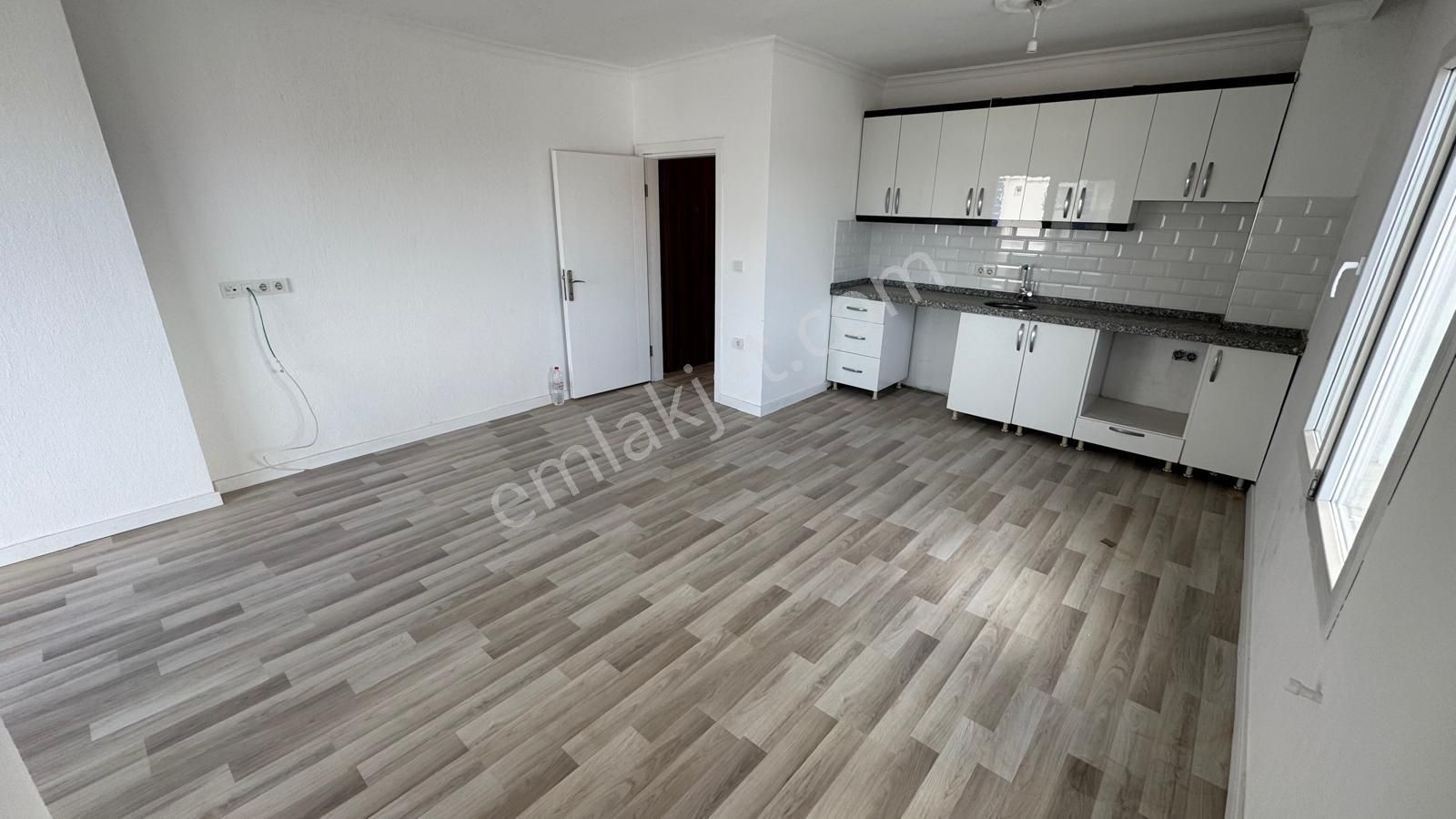 Bodrum Mumcularda Satılık, Doğa Manzaralı 2+1 Ferah Üst Kat Daire - Görsel 3