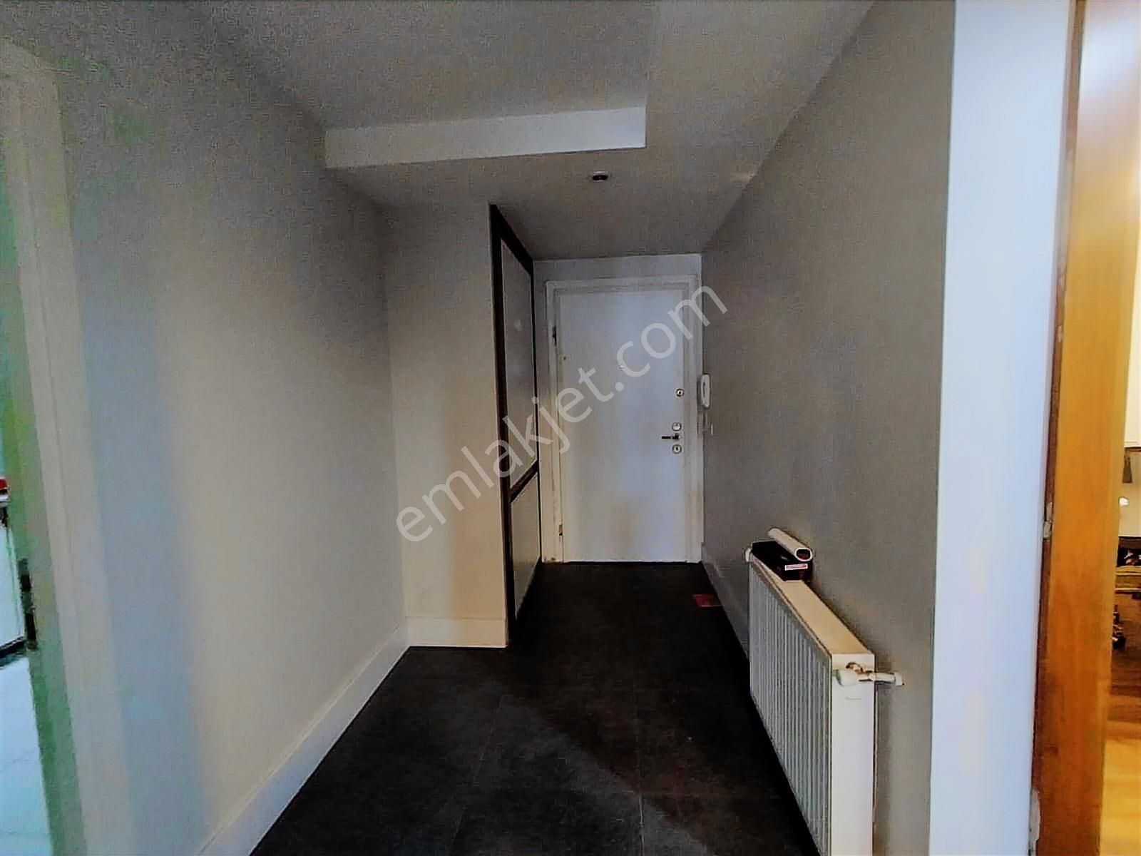 Beylikdüzü Kubis Park Eşyalı Ve Büyük Teraslı 2+1 Kiralık Ofis - Görsel 3