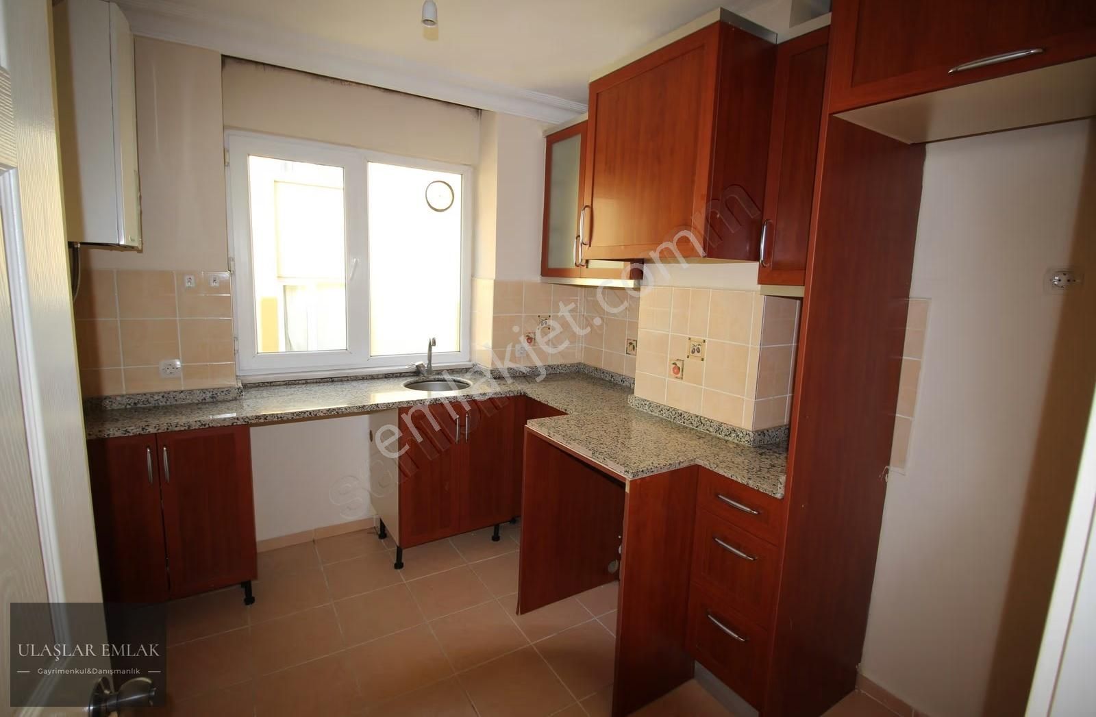 Ümraniye Site Mah 2+1 85 M2 Satılık Daire - Görsel 2