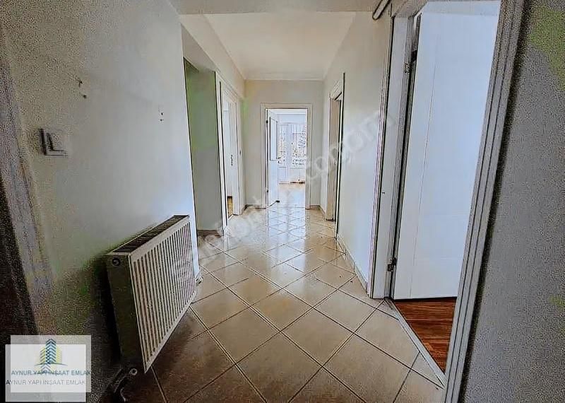 Aynur Emlak'dan 3+1 Satılık Daire Cadde Yakını - Görsel 4