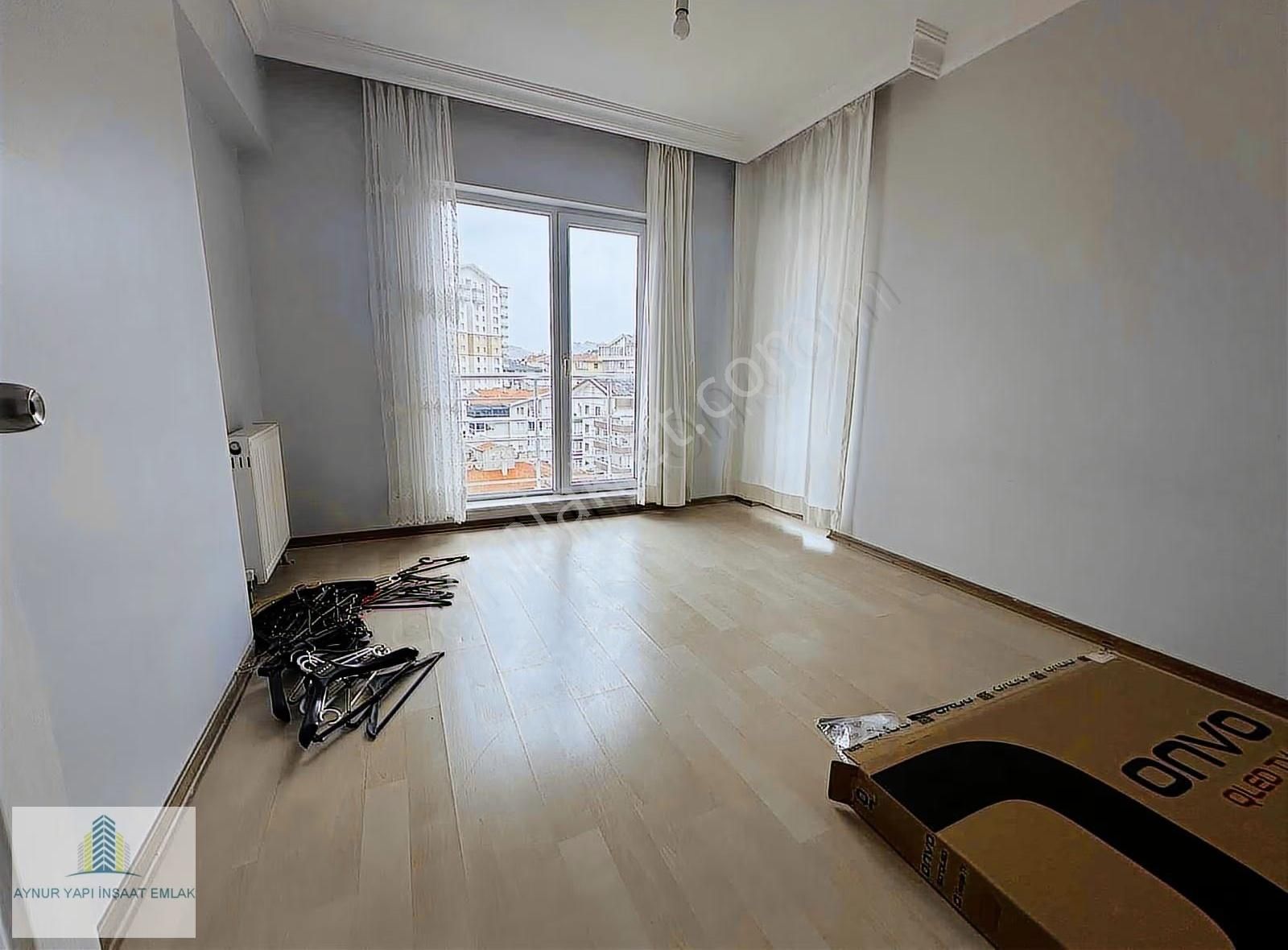 Aynur Emlak'dan 3+1 Satılık Lüks Daire - Görsel 16