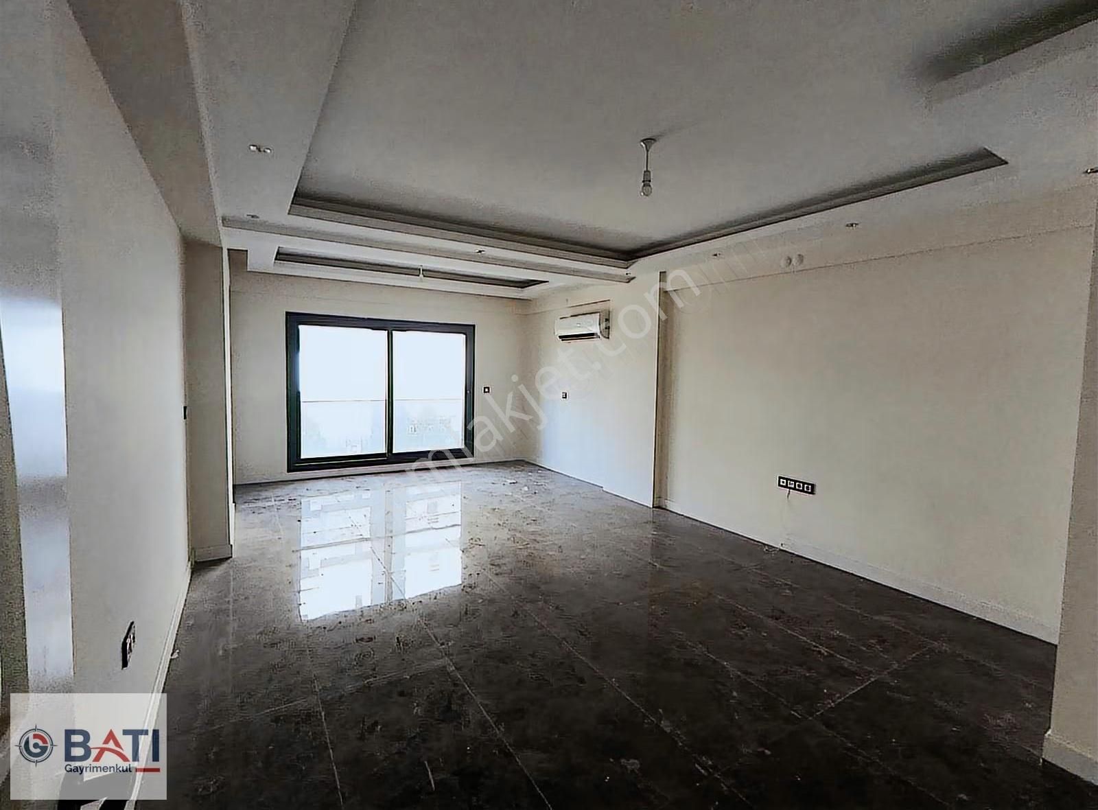 Torbalı Batı Gayrimenkul Den Satılık Havuzlu Site İçinde