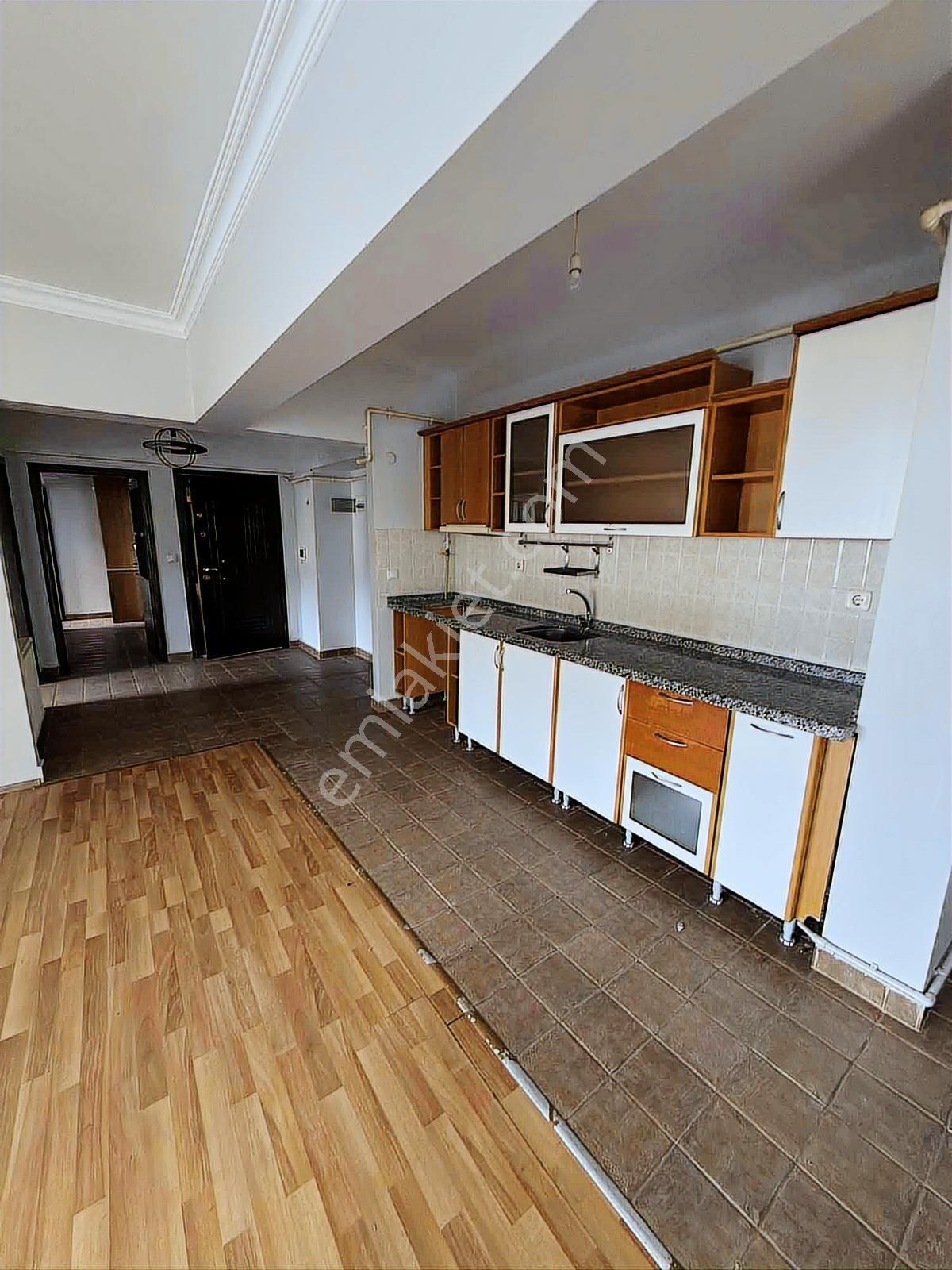 Trabzon Merkezde Satılık Daire - Görsel 9