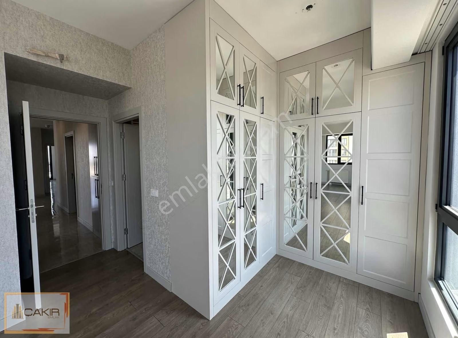 Emlak Konut Bahçekent 1.etap 4+1 Tadilatlı Kiralık Daire - Görsel 23
