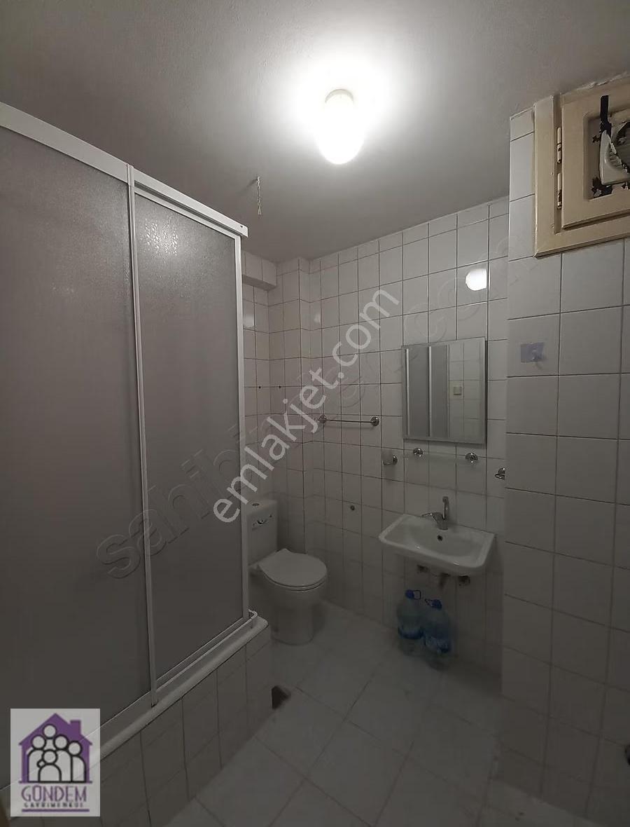 Gündem Gayrimenkul'den İzmit Merkez'de 2+1 Kiralık Daire
