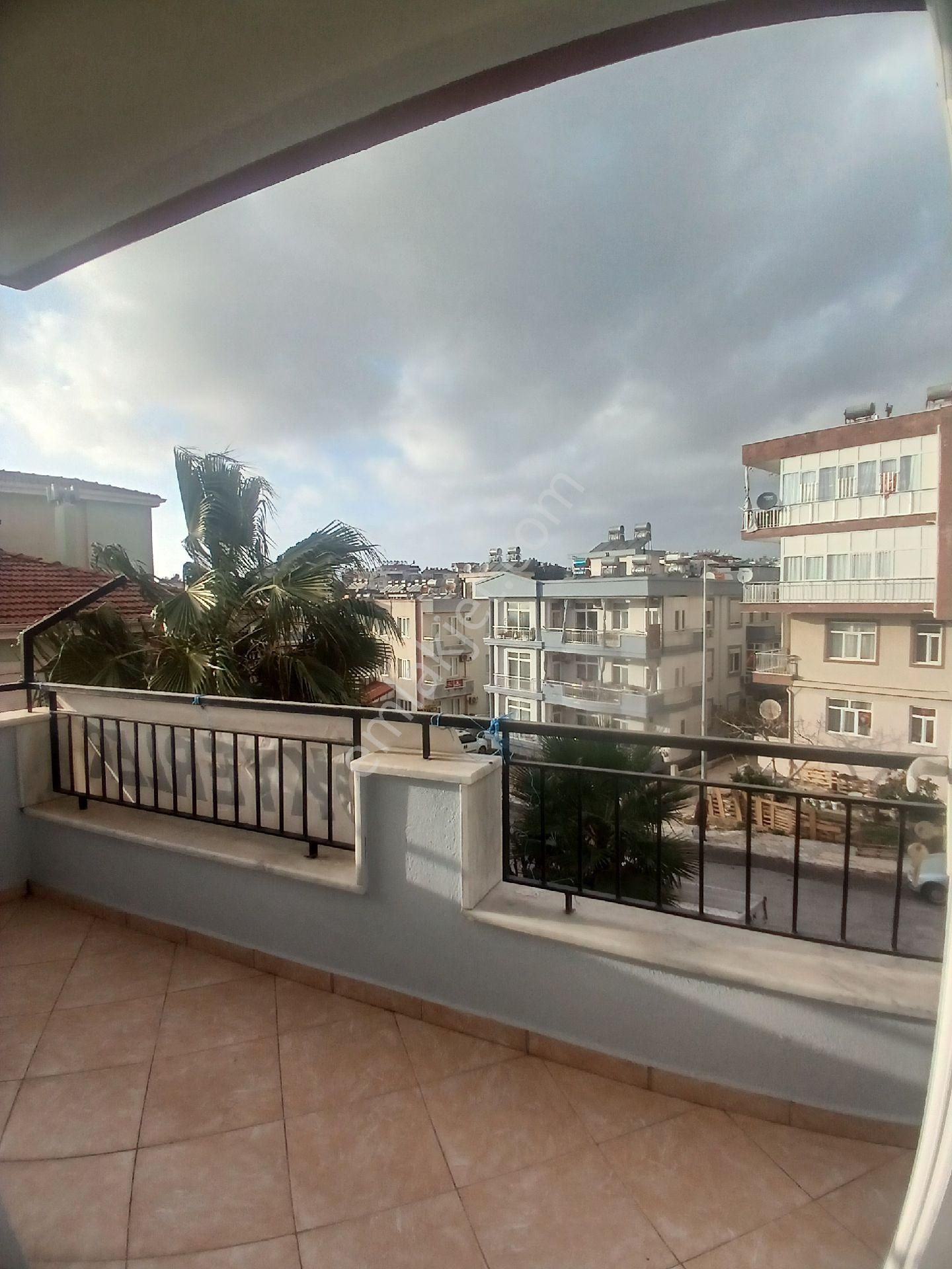 Sarılar Ana Caddeye Yol Üstünde Yakın 2+1 Ara Kat Satılık Daire - Görsel 8