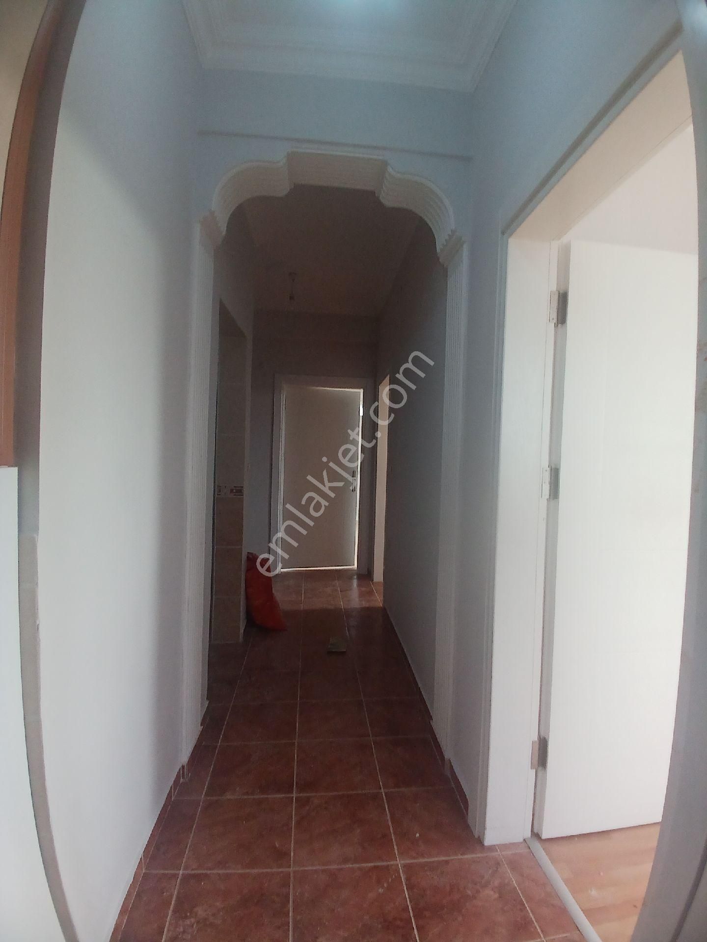 Sarılar Ana Caddeye Yol Üstünde Yakın 2+1 Ara Kat Satılık Daire - Görsel 5