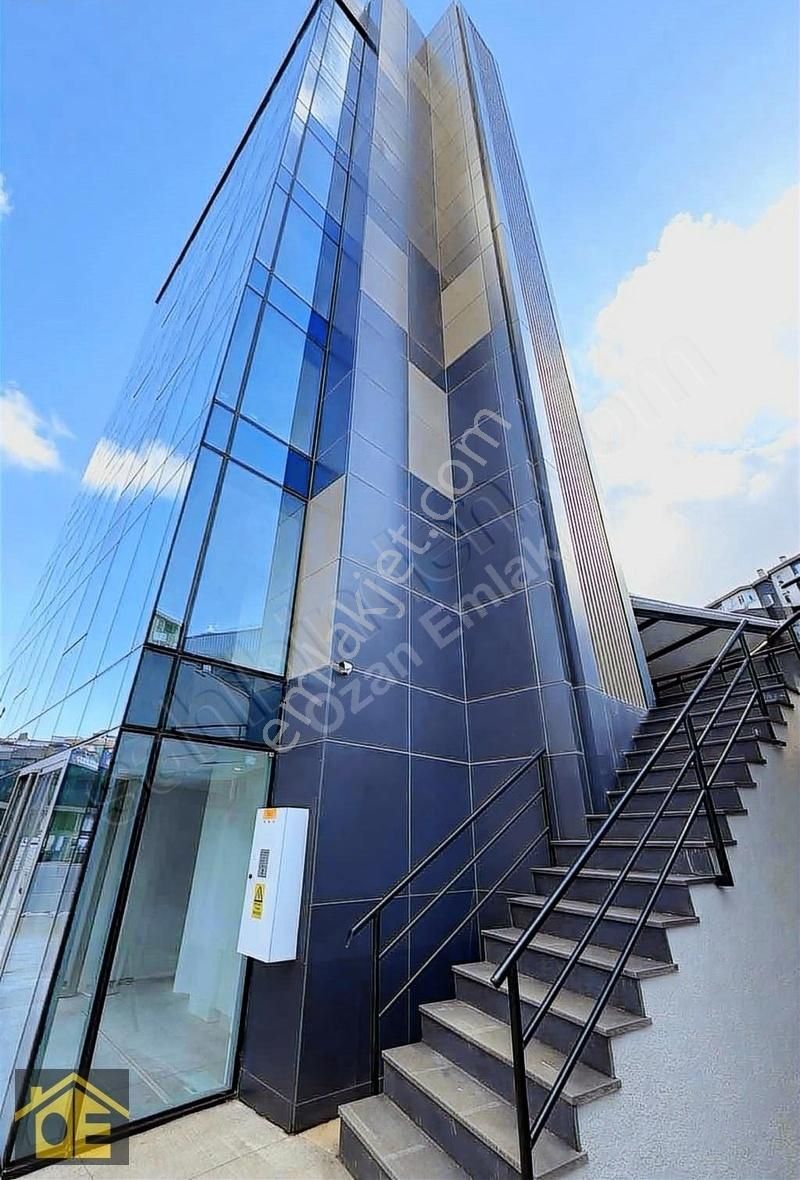 Prestijli Lokasyonda Kiralık Modern Ofisler - Görsel 9