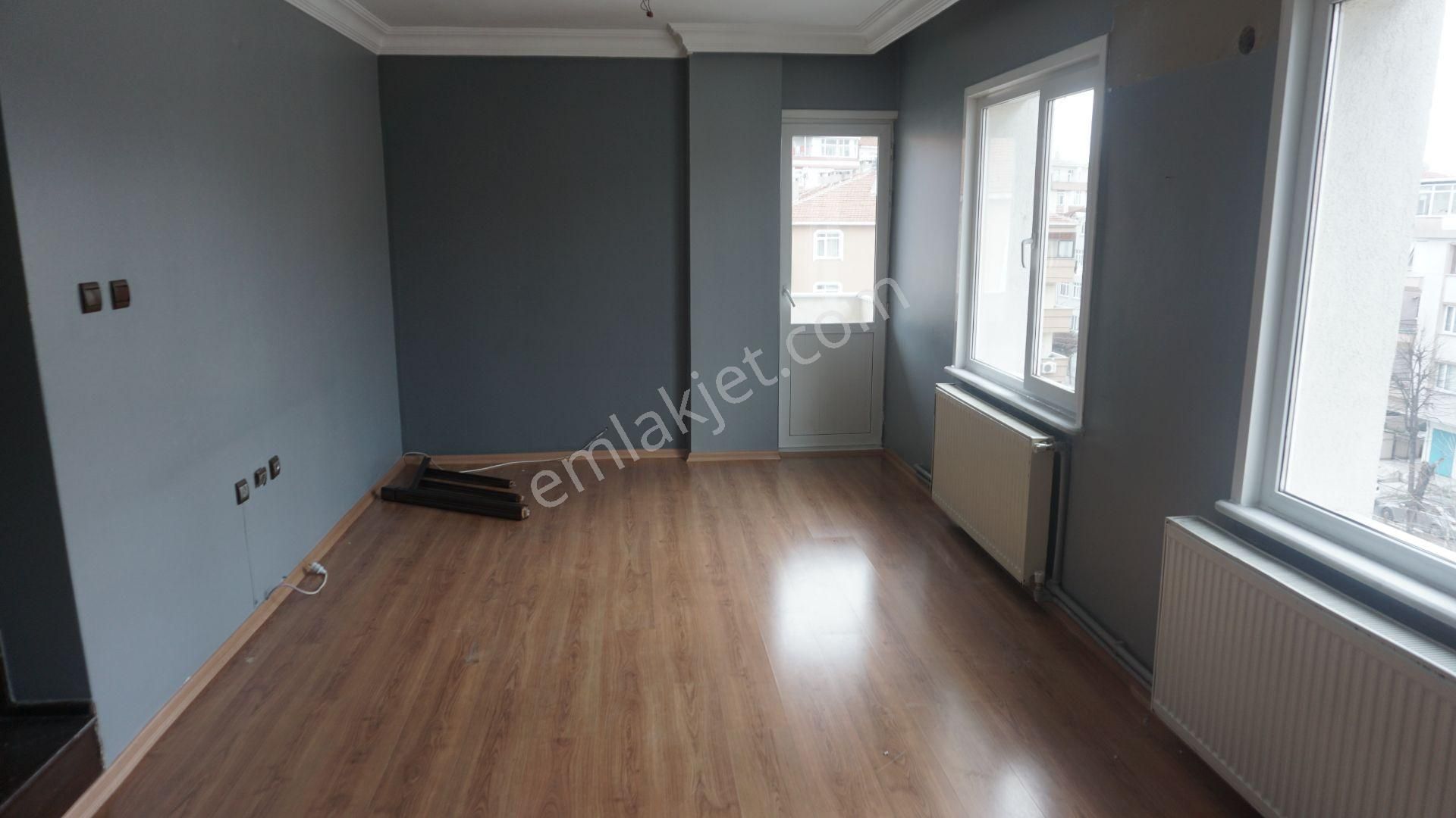 Meral R1852 3 Katlı Mantolamalı Binada Lüks 4+1 Masrafsız Dubleks