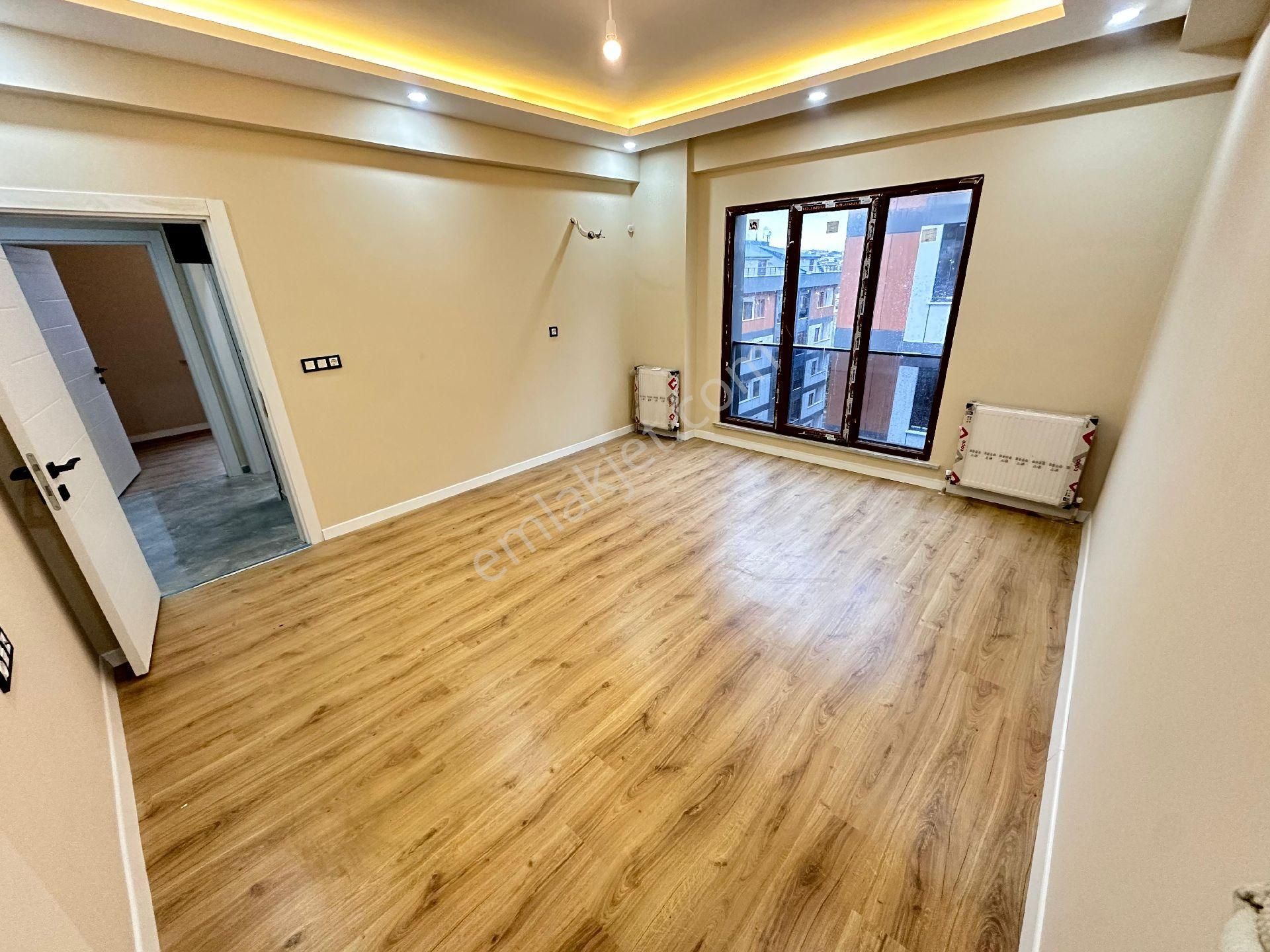 Ülgen İnşaattan Arnavutköy Taşlık Mahallesinde Sitede Metro Yakın 2+1 5. Kat - Görsel 6