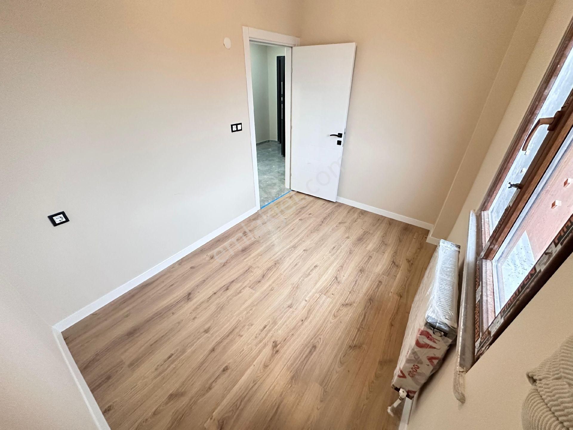 Ülgen İnşaattan Arnavutköy Taşlık Mahallesinde Sitede Metro Yakın 2+1 5. Kat - Görsel 8